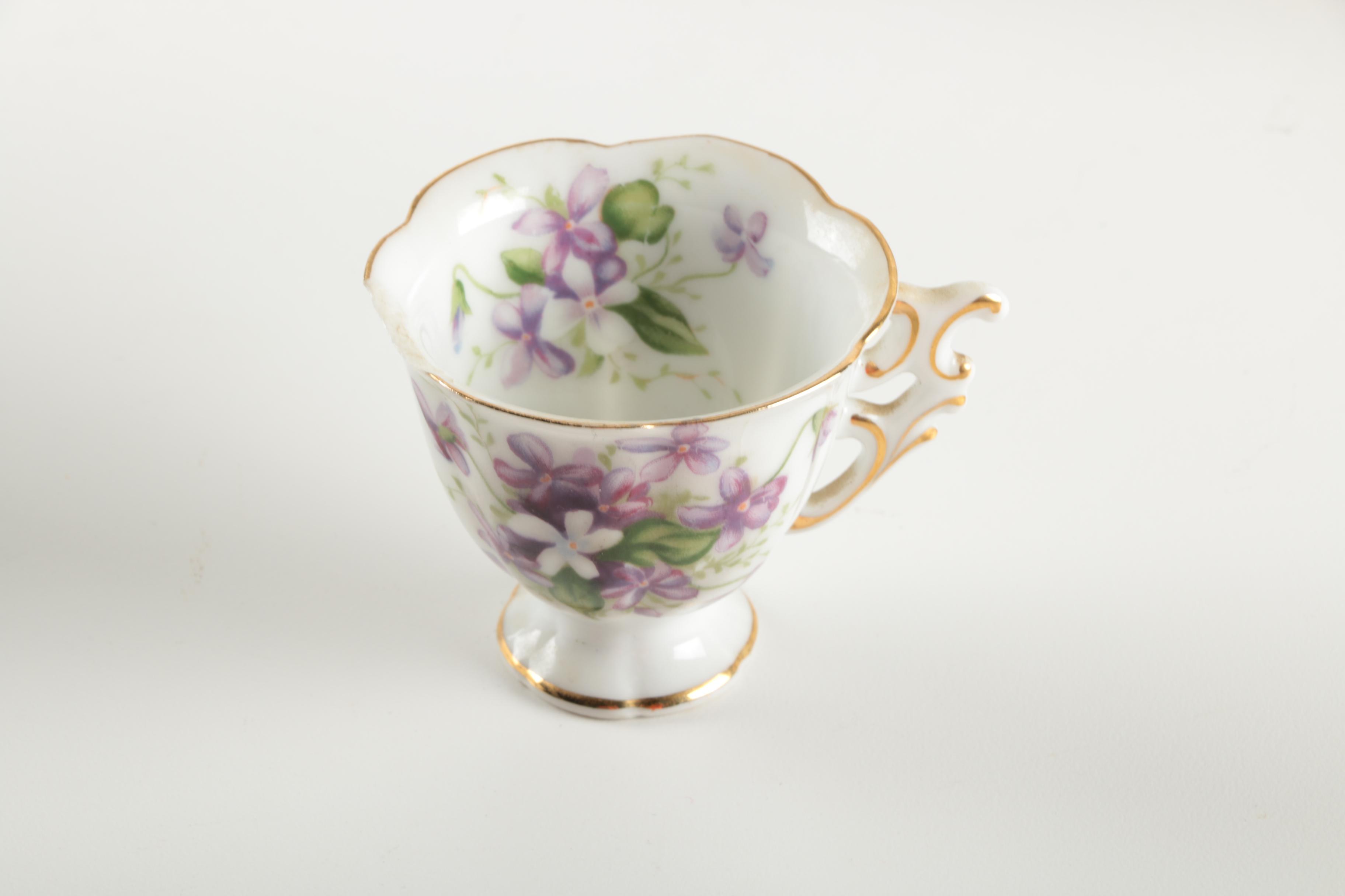 Violet Themed Ceramic Tableware