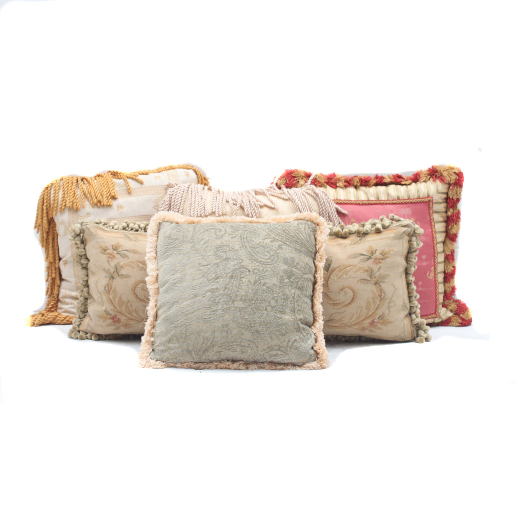 Decorative Throw Pillows