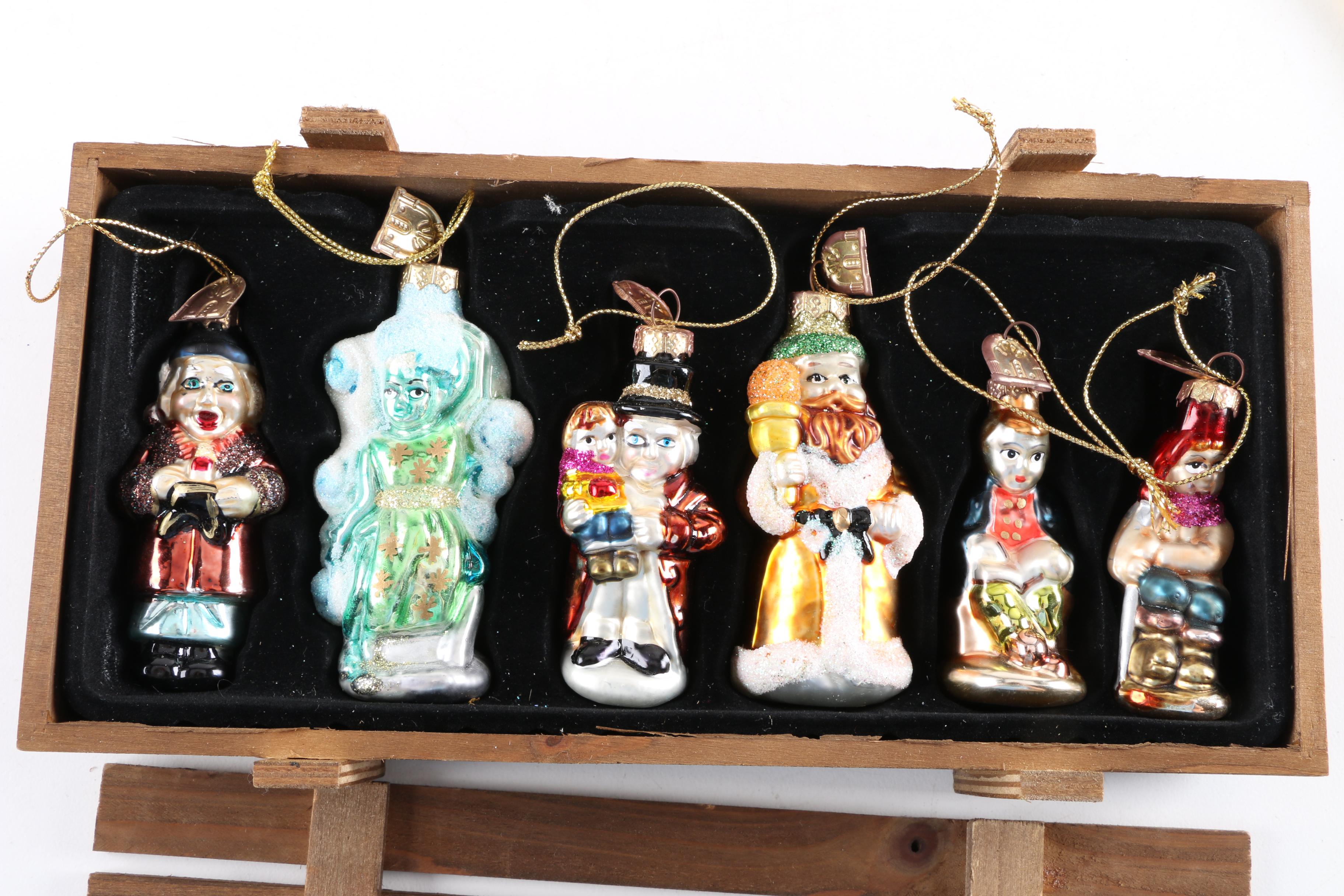 2004 Thomas Pacconi Classics Christmas Ornament Sets