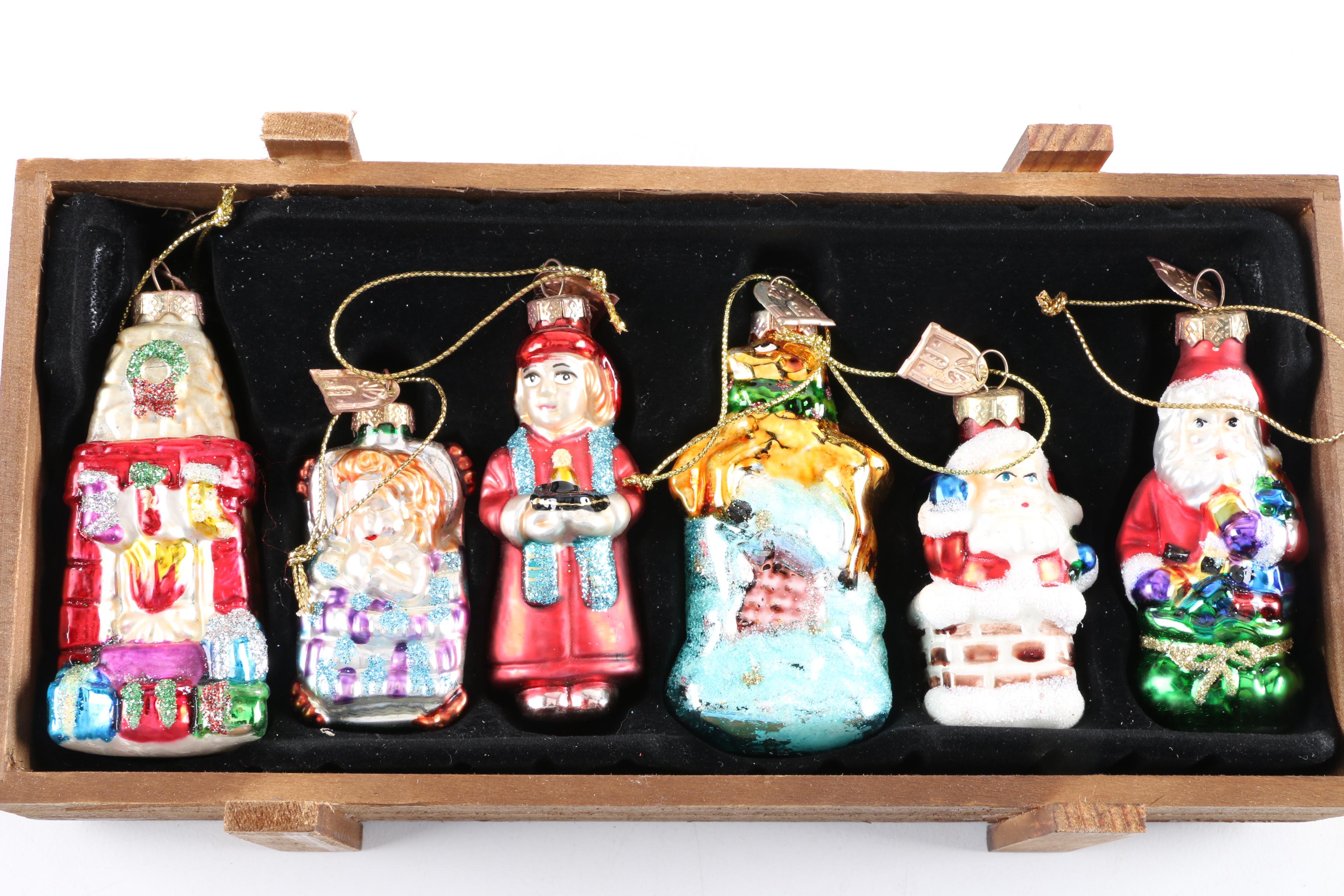 2004 Thomas Pacconi Classics Christmas Ornament Sets