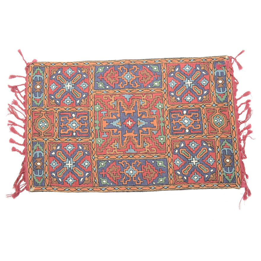 Handwoven Caucasian Lesghi Soumack Mat