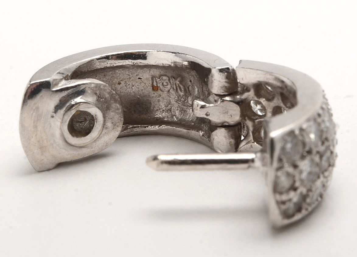 18K White Gold Huggie Earrings Pavé Set with Diamonds