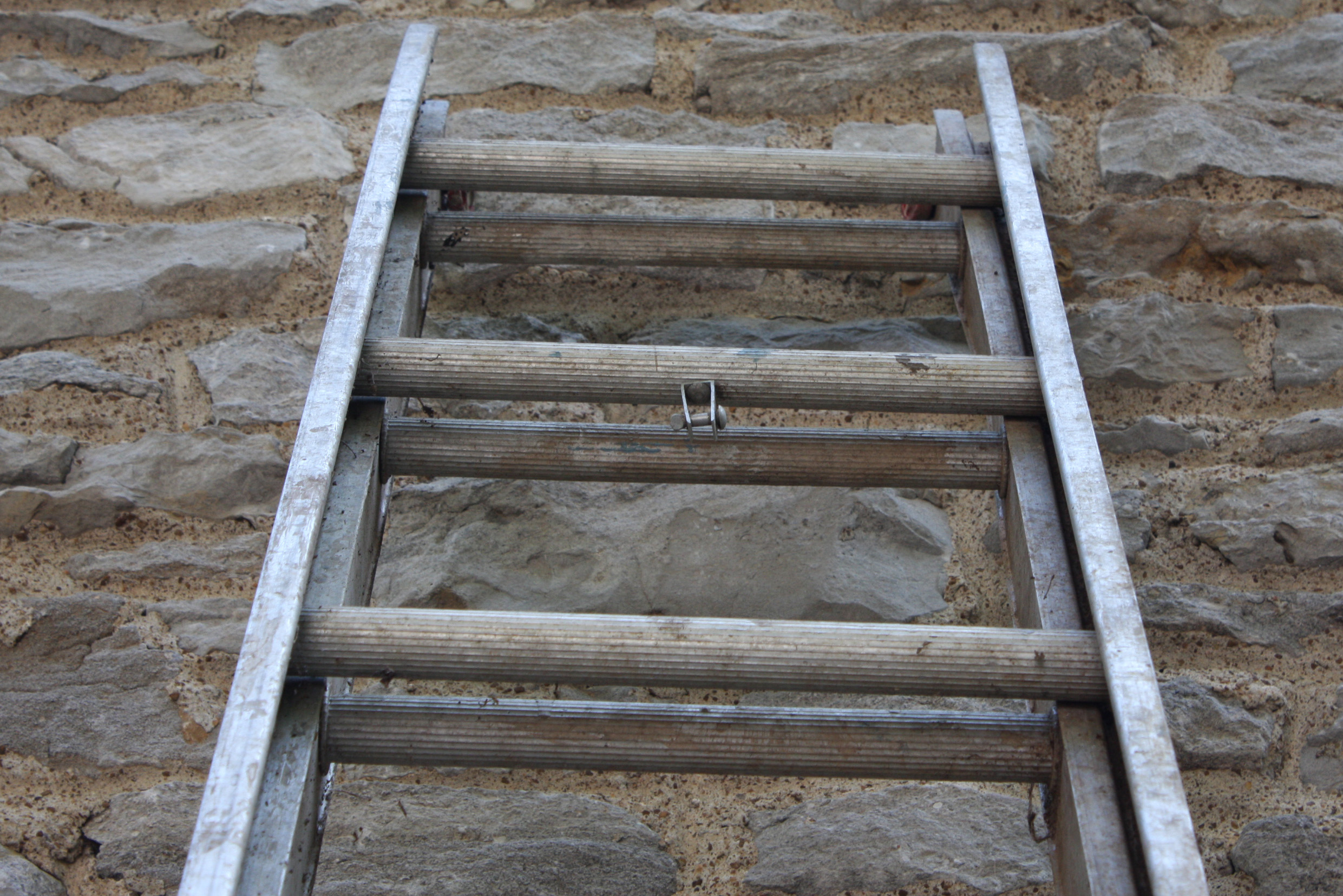 Aluminum Extension Ladder