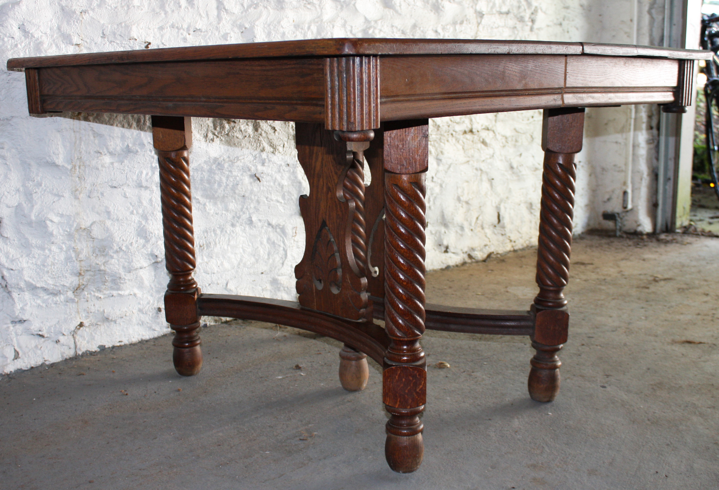 Antique Victorian Style Oak Dining Table