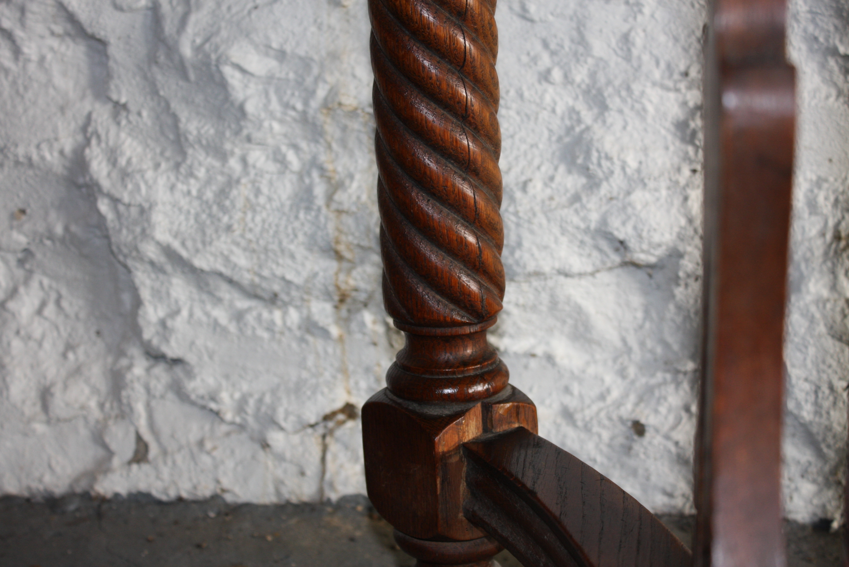 Antique Victorian Style Oak Dining Table