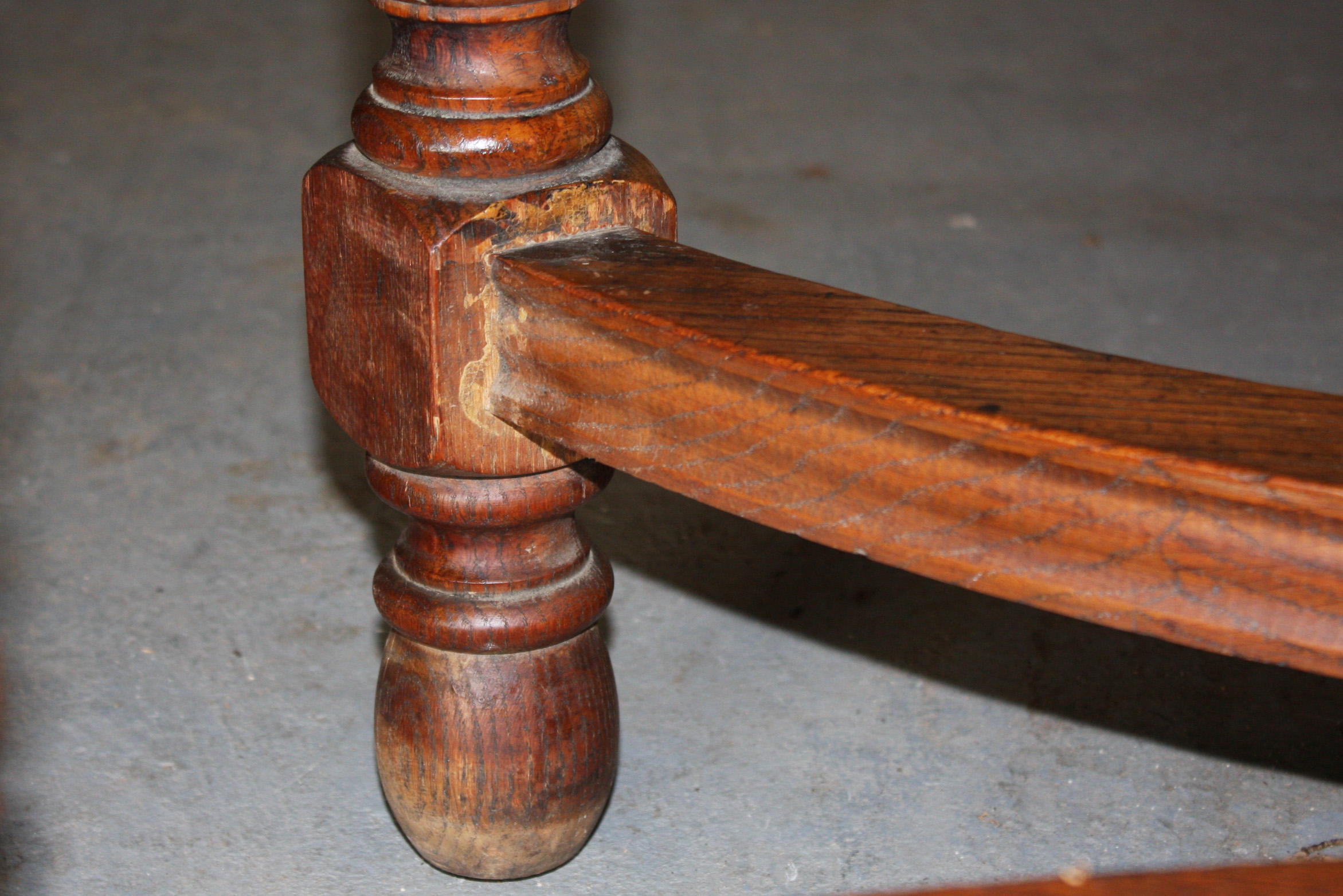 Antique Victorian Style Oak Dining Table