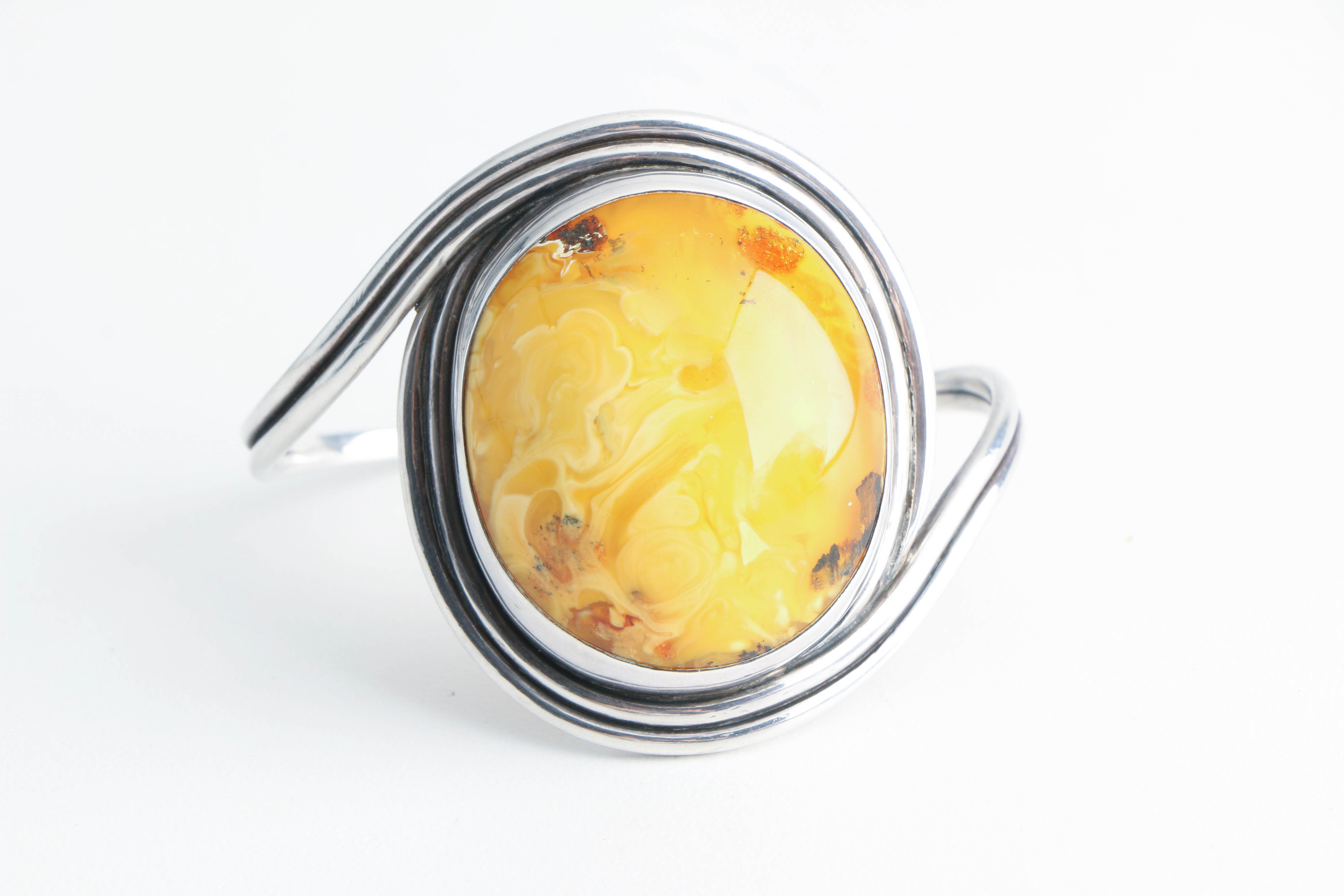 900 Silver Handmade Mutton Fat Amber Bracelet