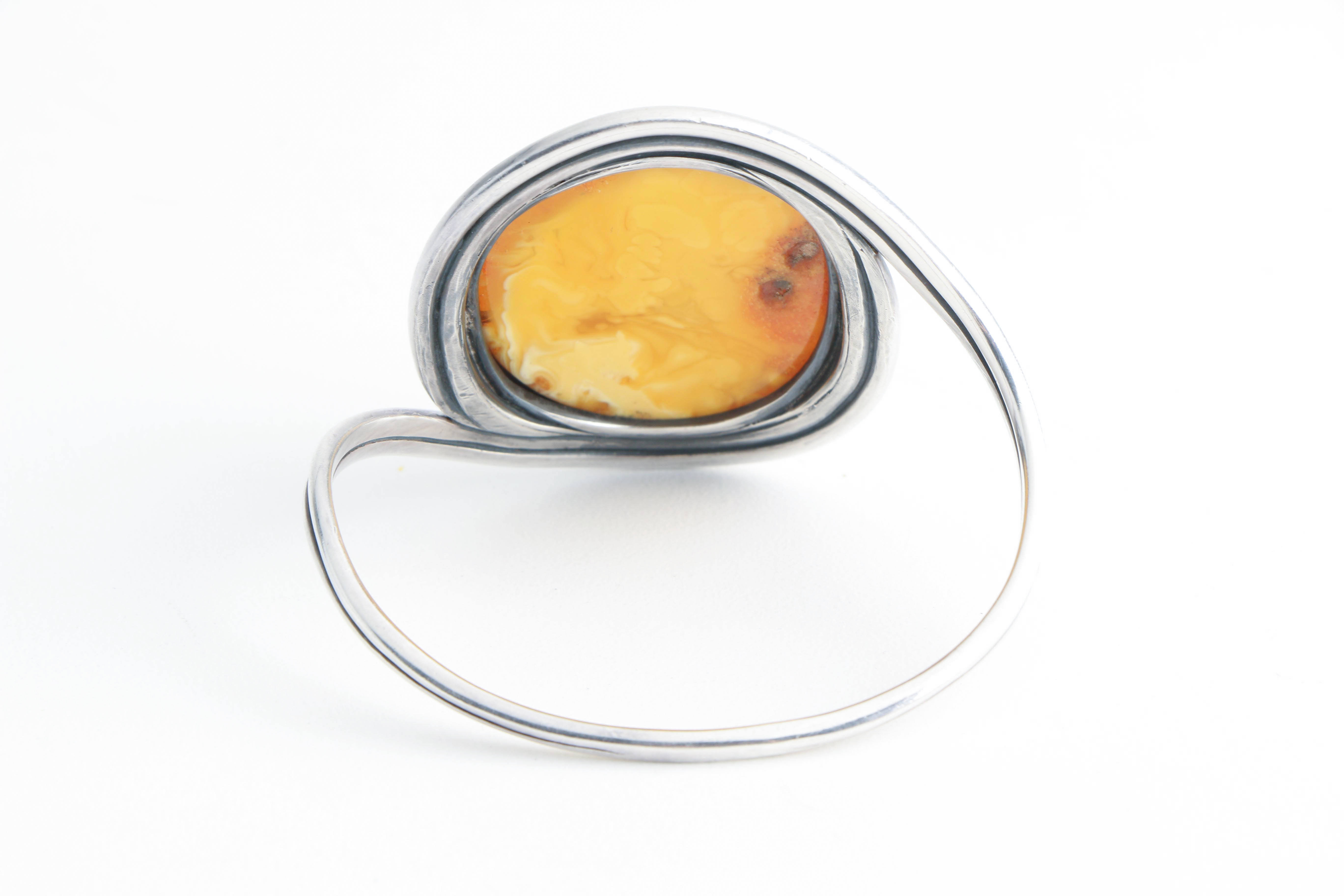 900 Silver Handmade Mutton Fat Amber Bracelet