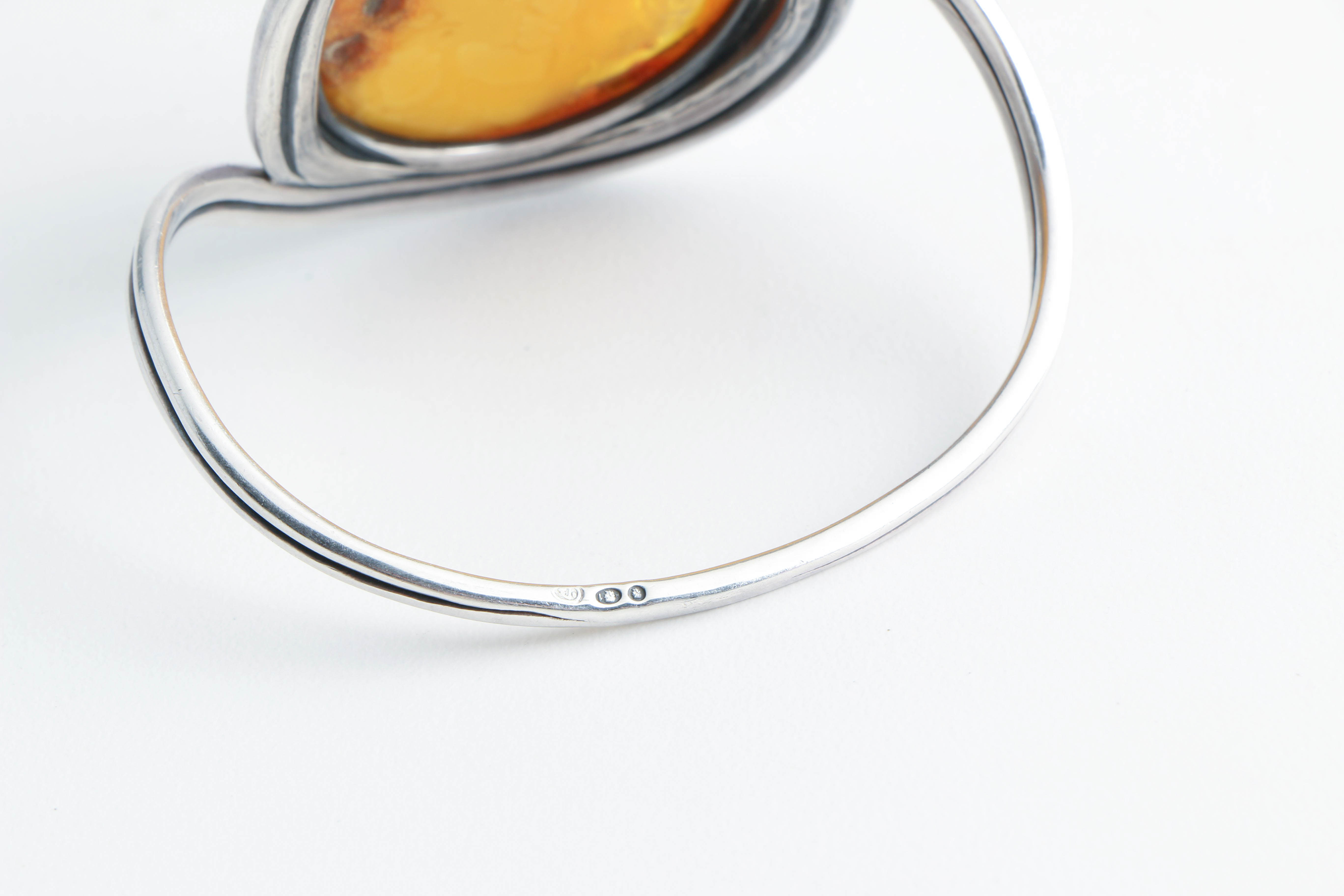 900 Silver Handmade Mutton Fat Amber Bracelet