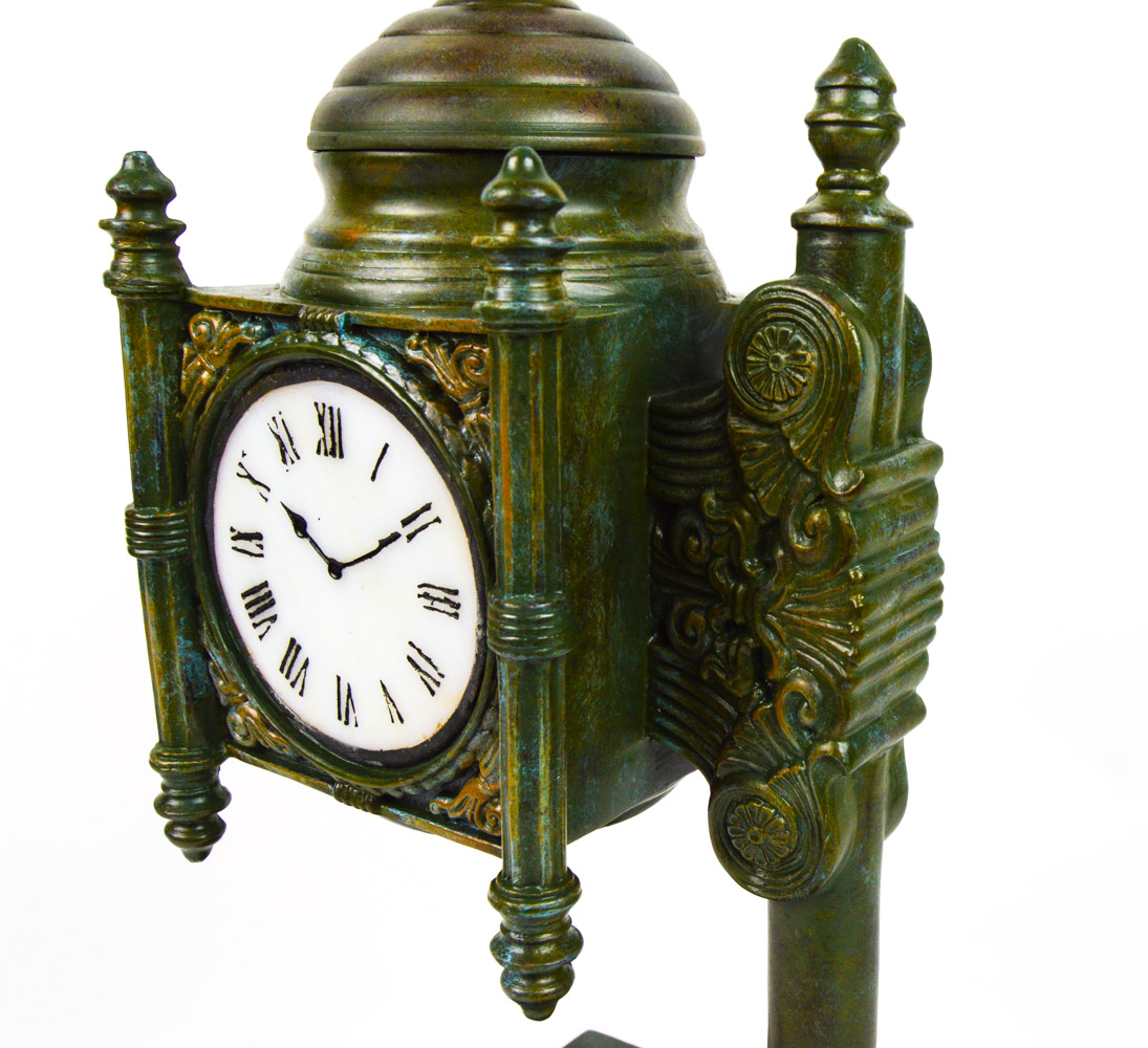 Quoizel State Street Tiffany Clock Accent Lamp