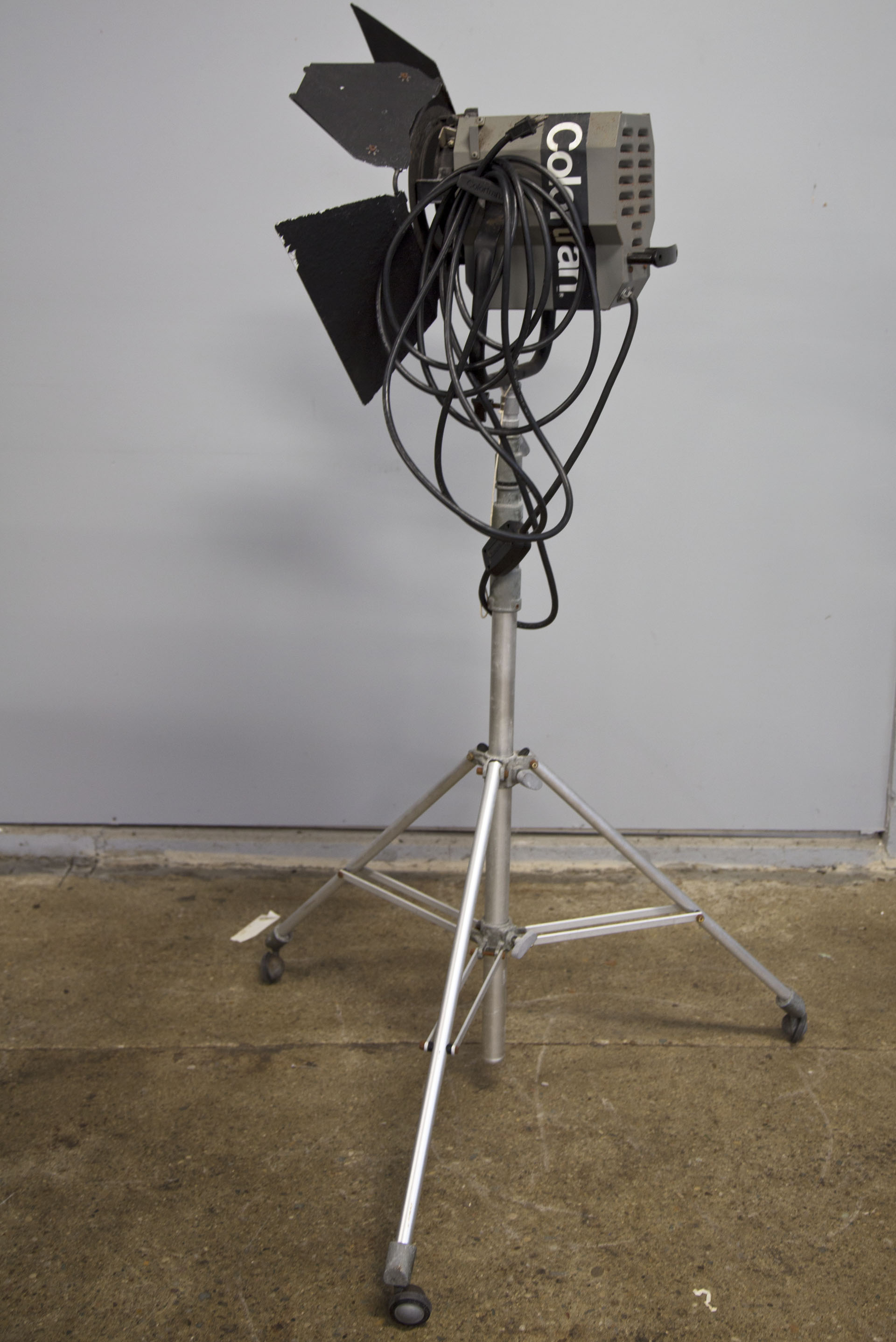 Colortran 1kW 6" Fresnel Stage Light with Stand
