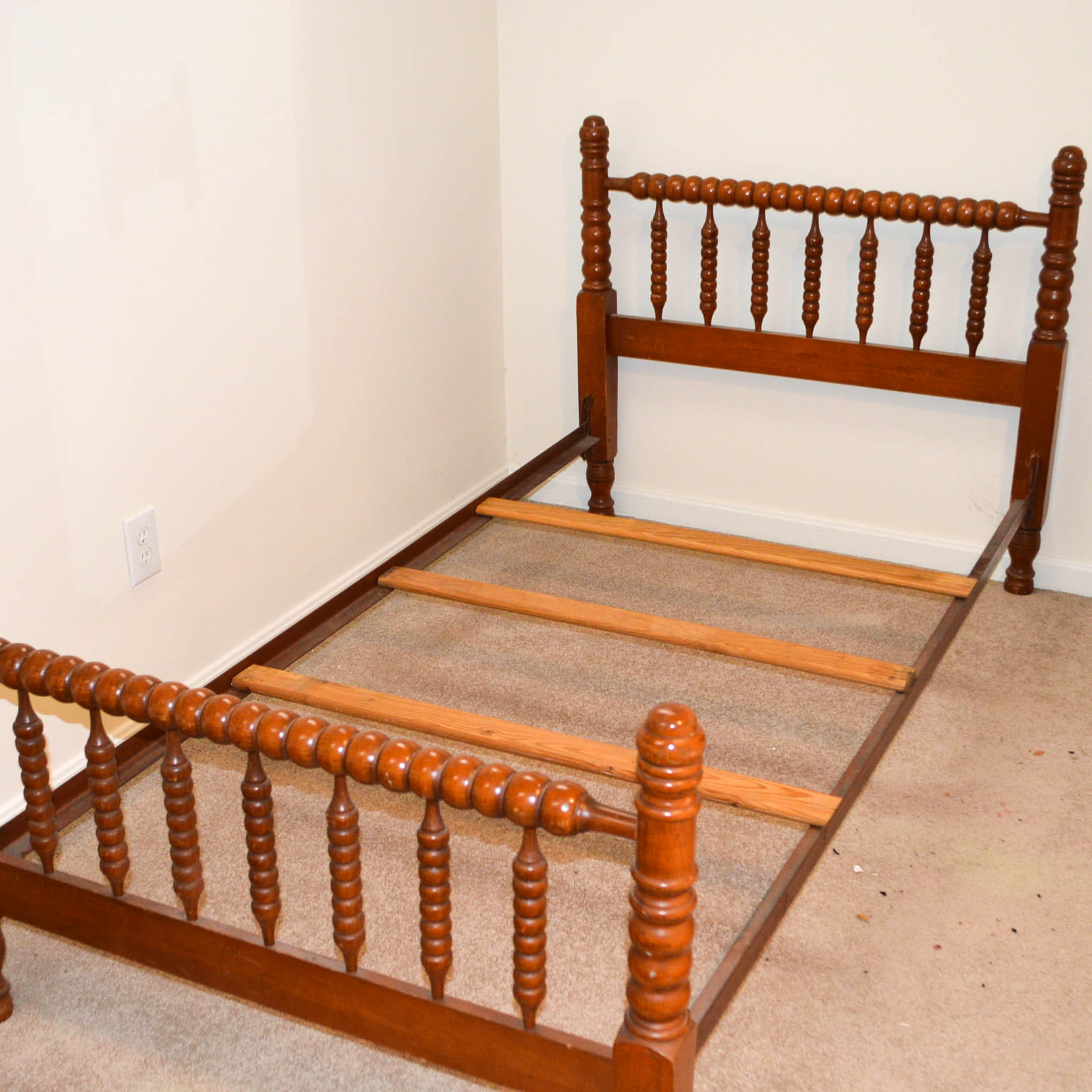 Vintage Jenny Lind Style Twin Bed