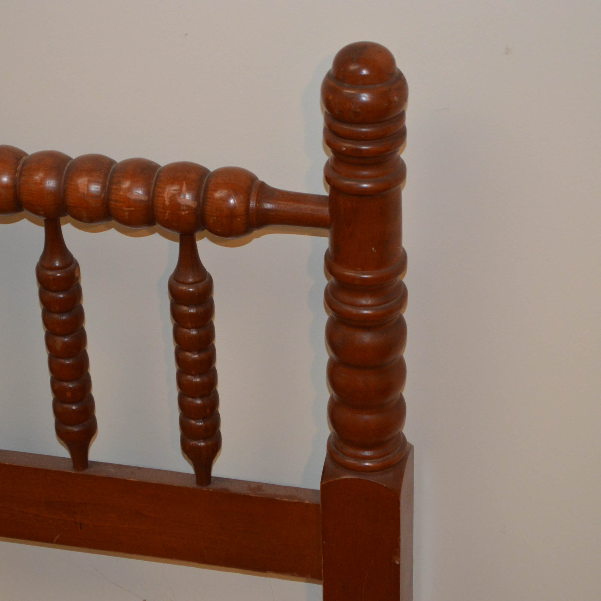 Vintage Jenny Lind Style Twin Bed