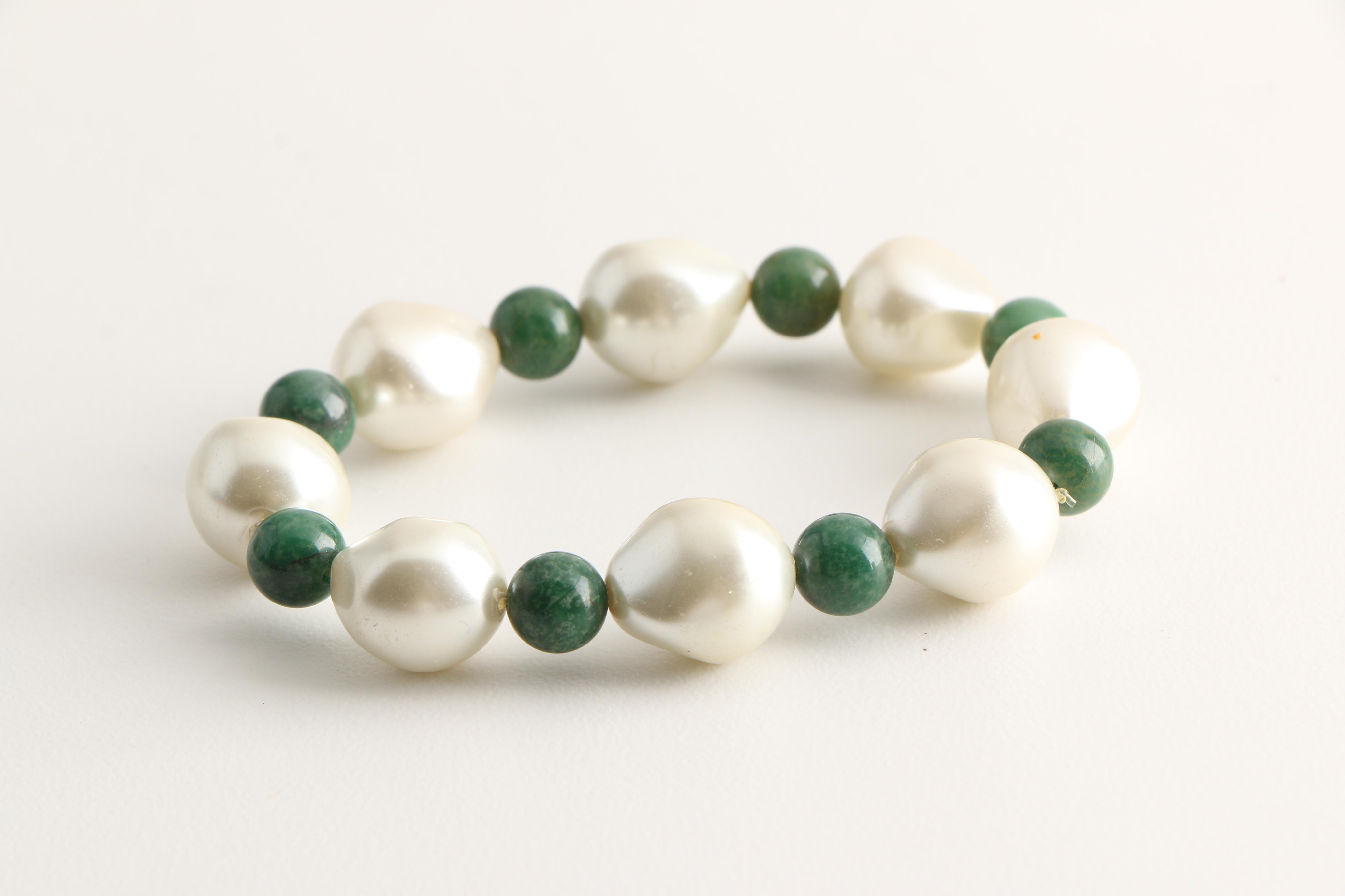 Green and Gold Tone Necklace and Bracelets