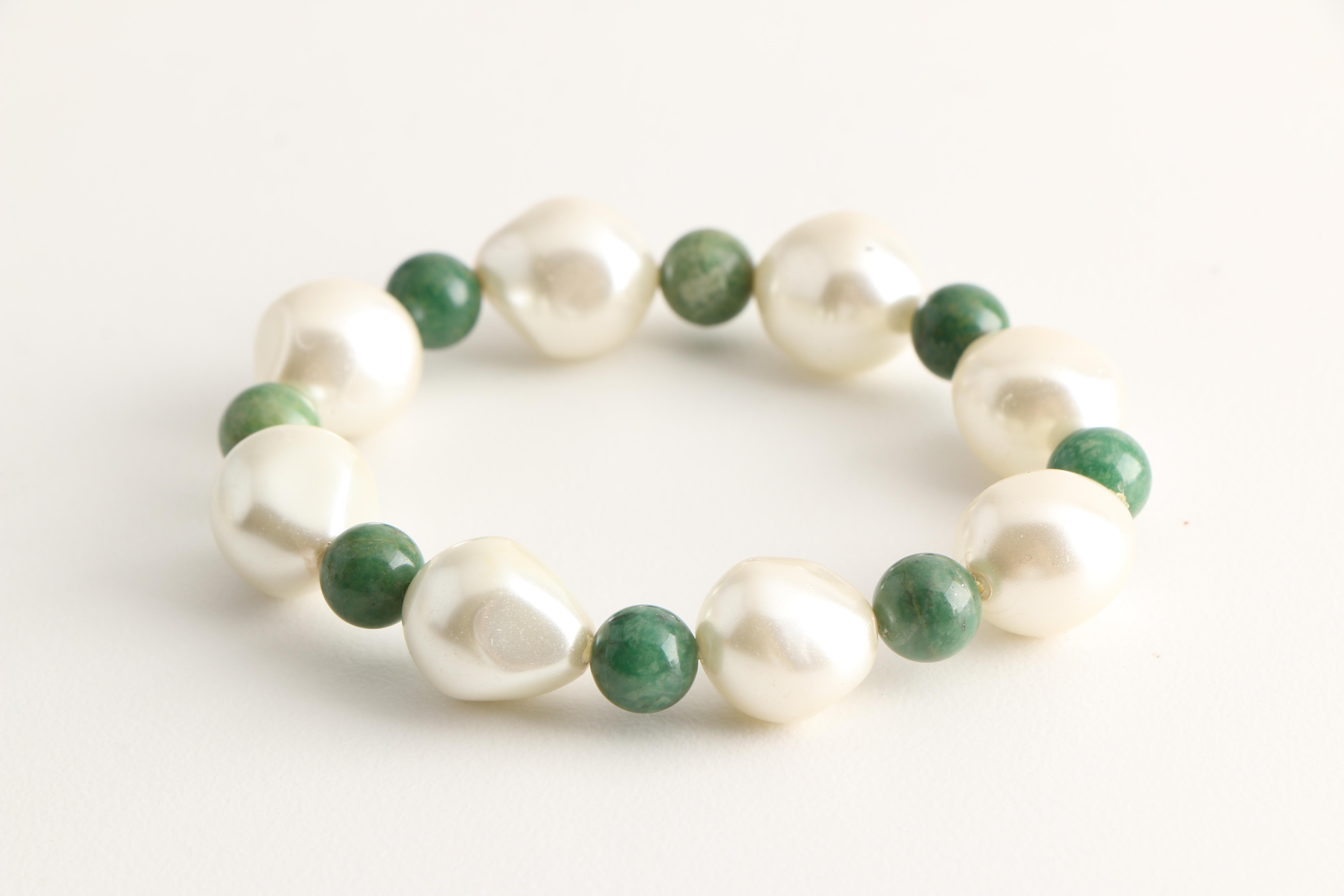Green and Gold Tone Necklace and Bracelets