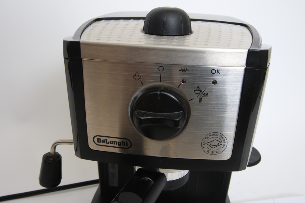 DeLonghi EC-155 Easy Serving Espresso Machine