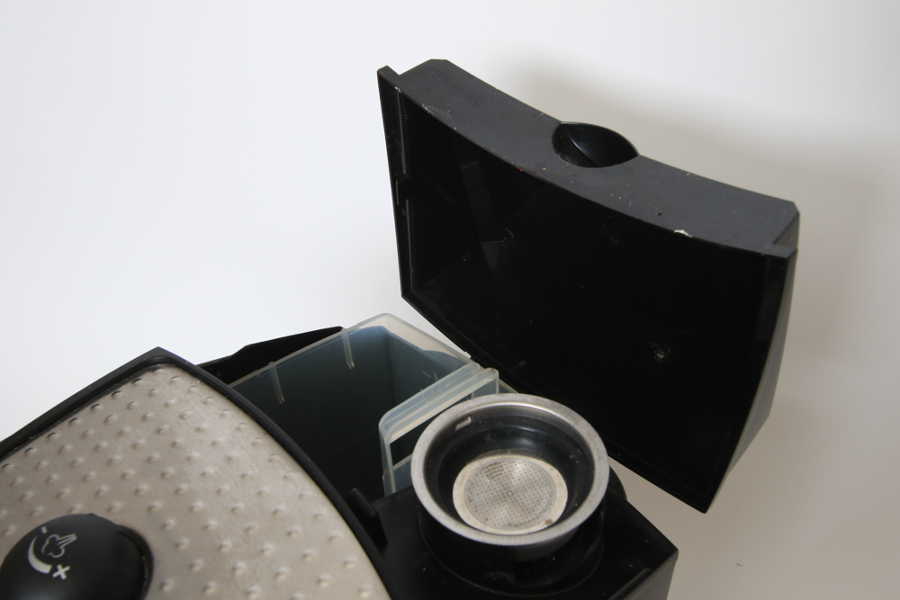 DeLonghi EC-155 Easy Serving Espresso Machine