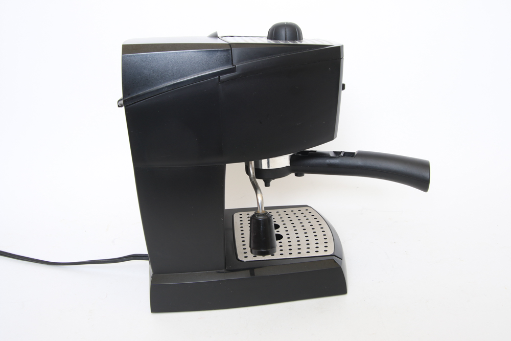 DeLonghi EC-155 Easy Serving Espresso Machine