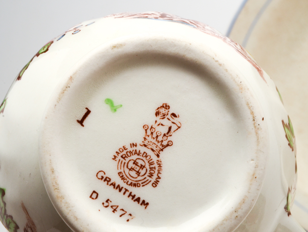 Assorted China Pieces