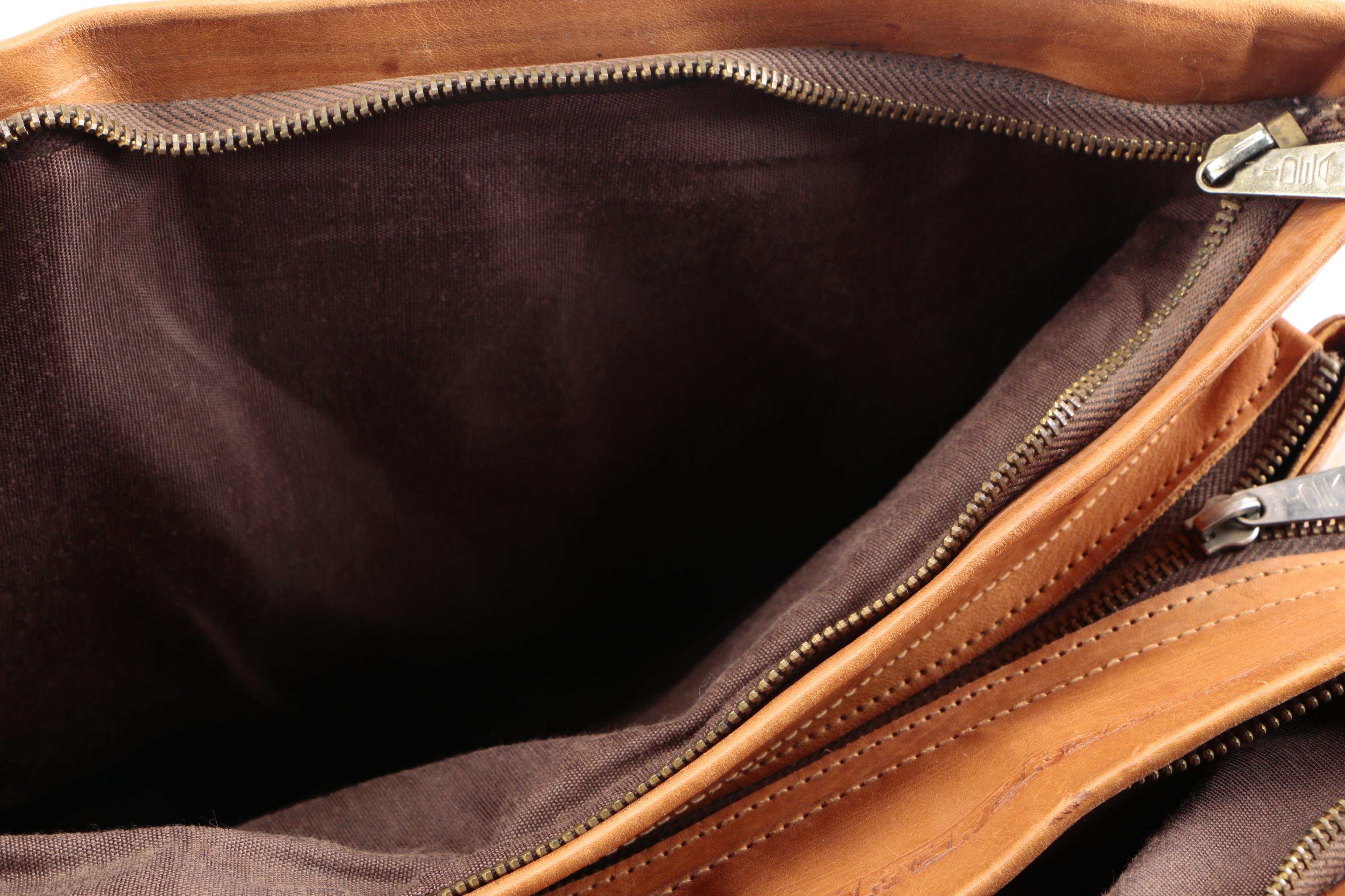 Vintage Flores' Bags Tooled Leather Handbags