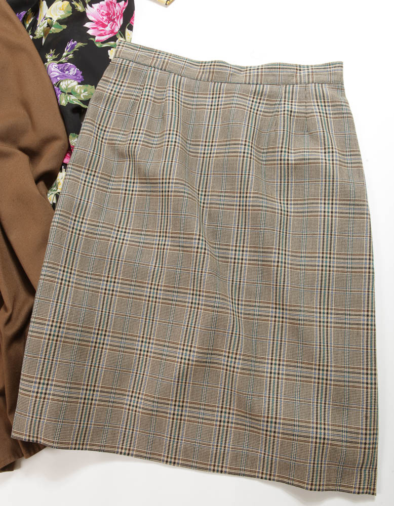 Women's Skirts Including Valerie Stevens