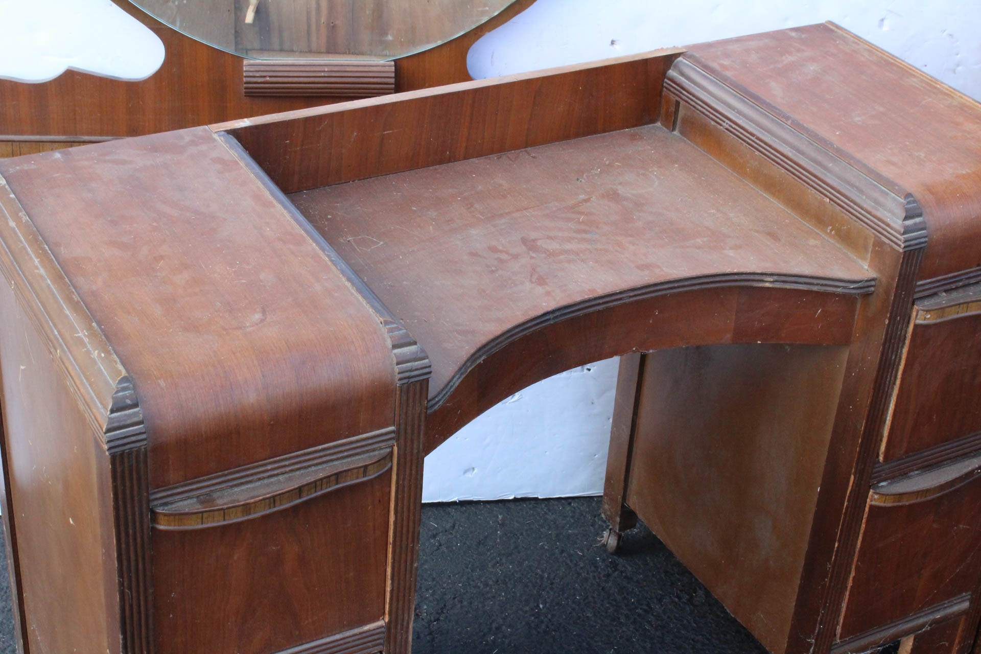 Collection of Art Deco "Waterfall" Style Bedroom Furniture