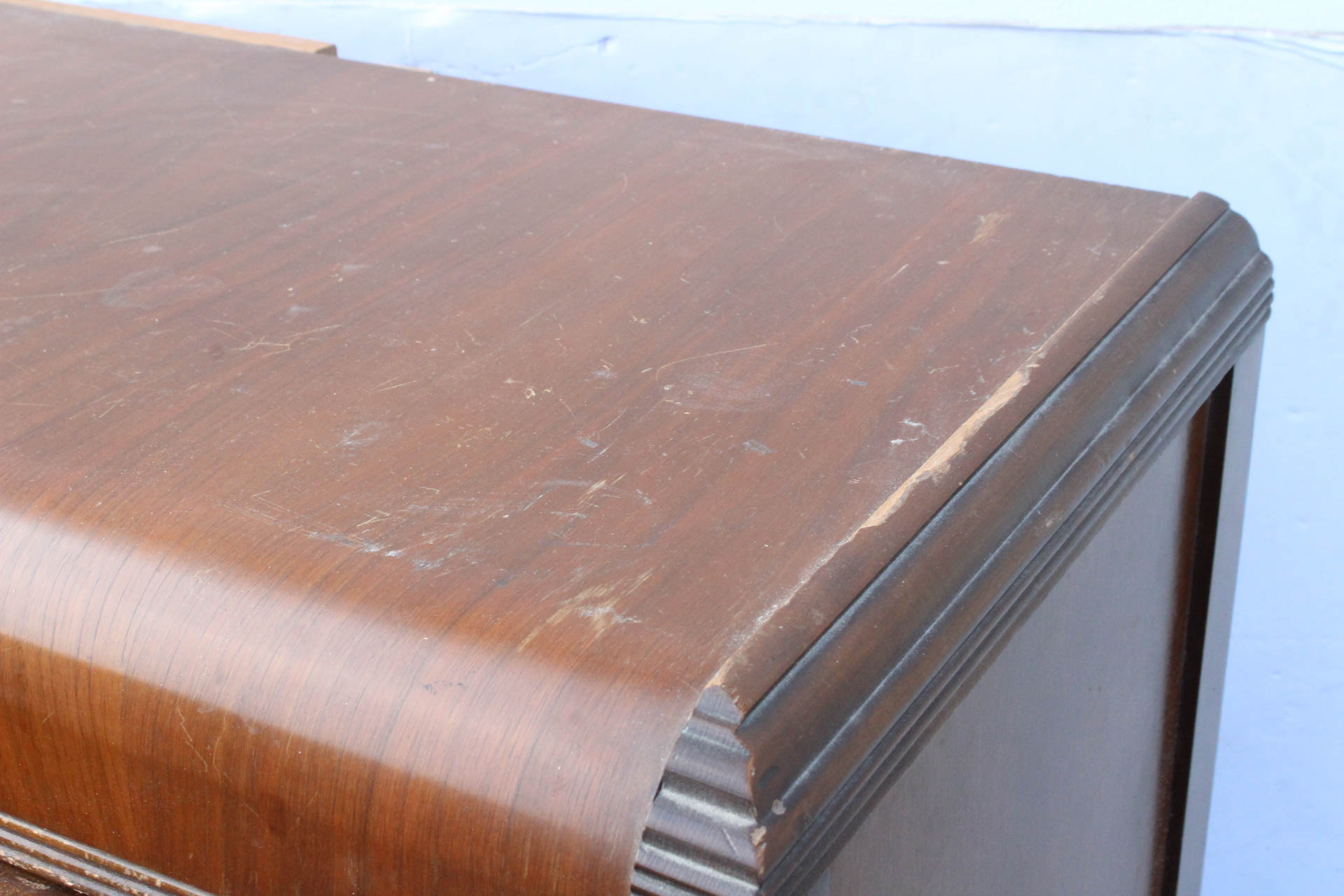 Collection of Art Deco "Waterfall" Style Bedroom Furniture