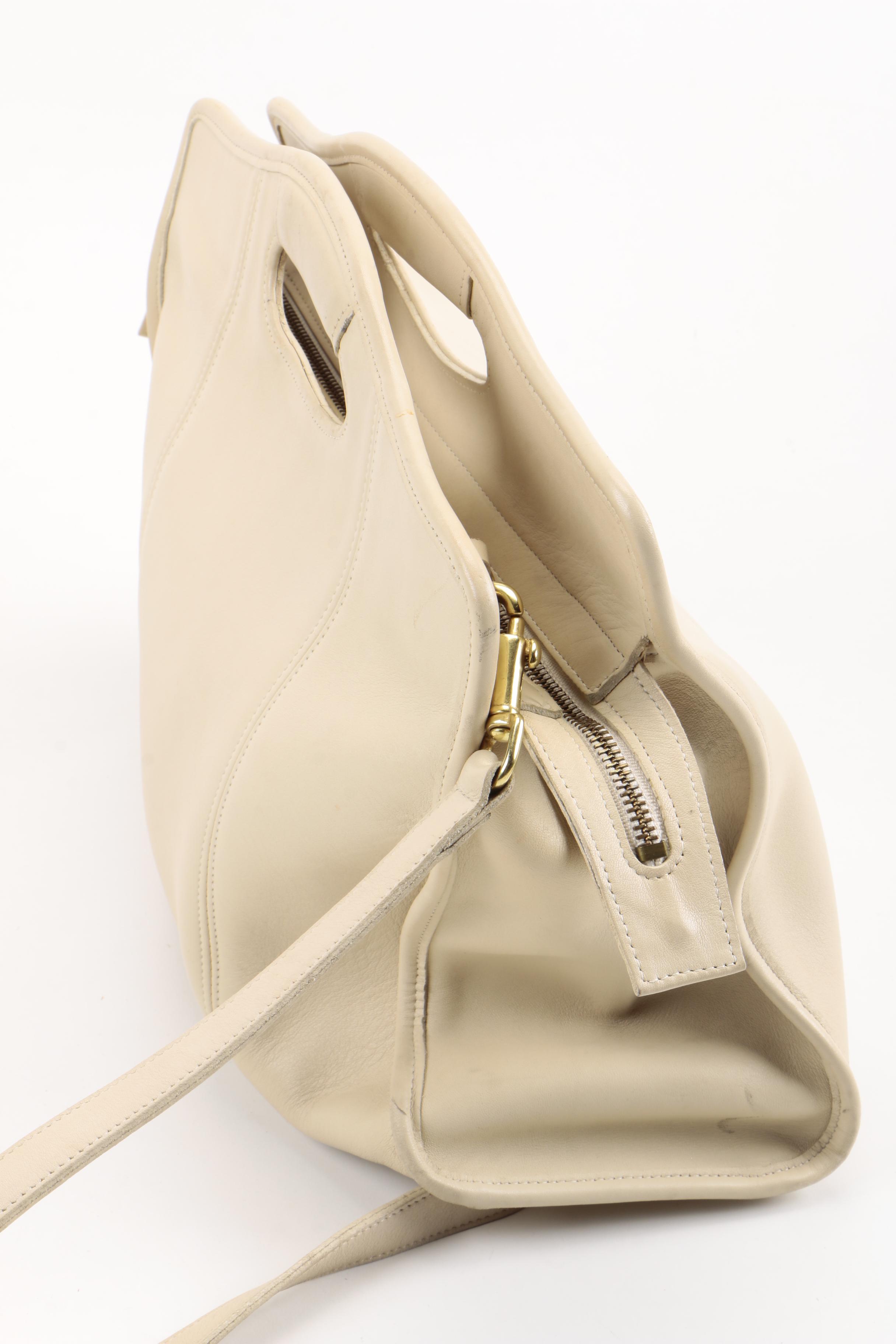 Vintage Coach Cream Leather Crossbody