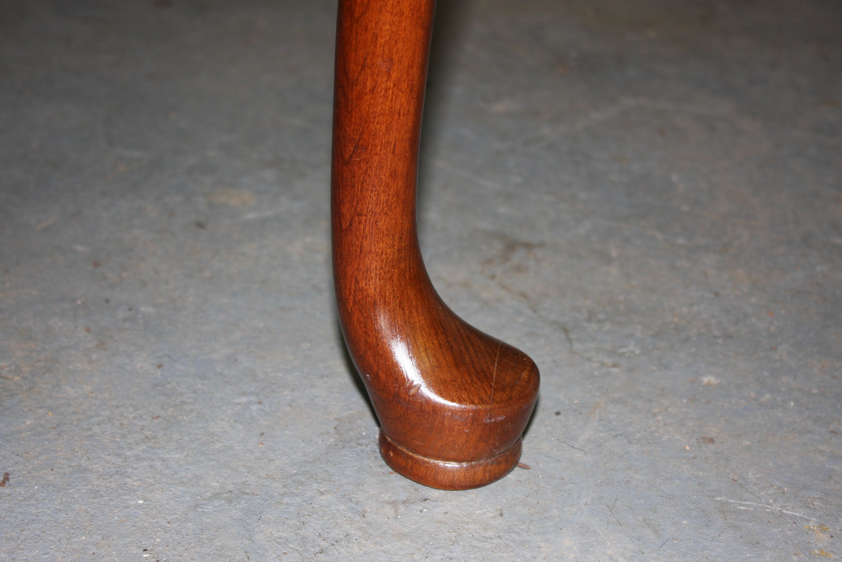 Vintage Chippendale Style Dining Table with Leaf Inserts