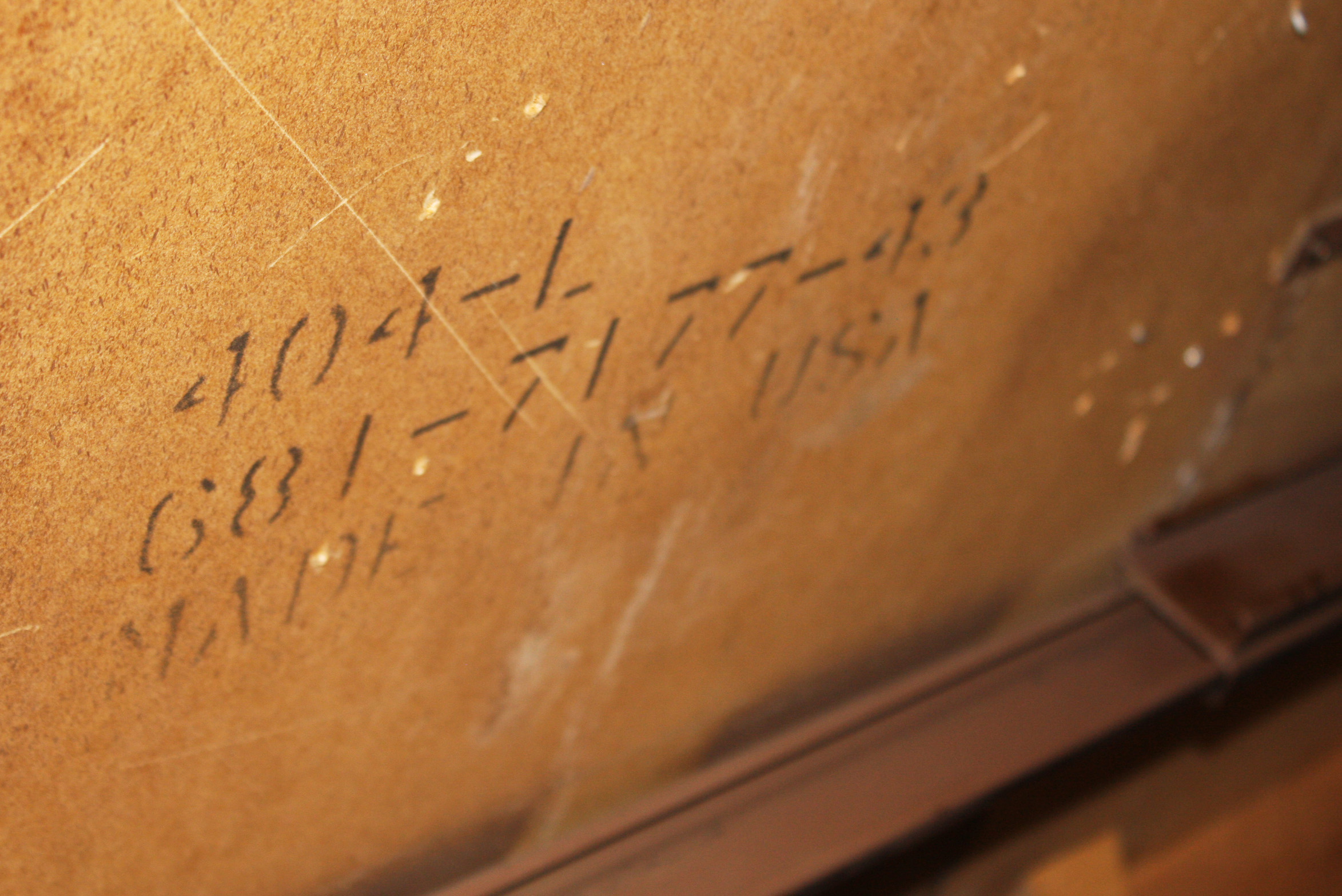 Vintage Chippendale Style Dining Table with Leaf Inserts