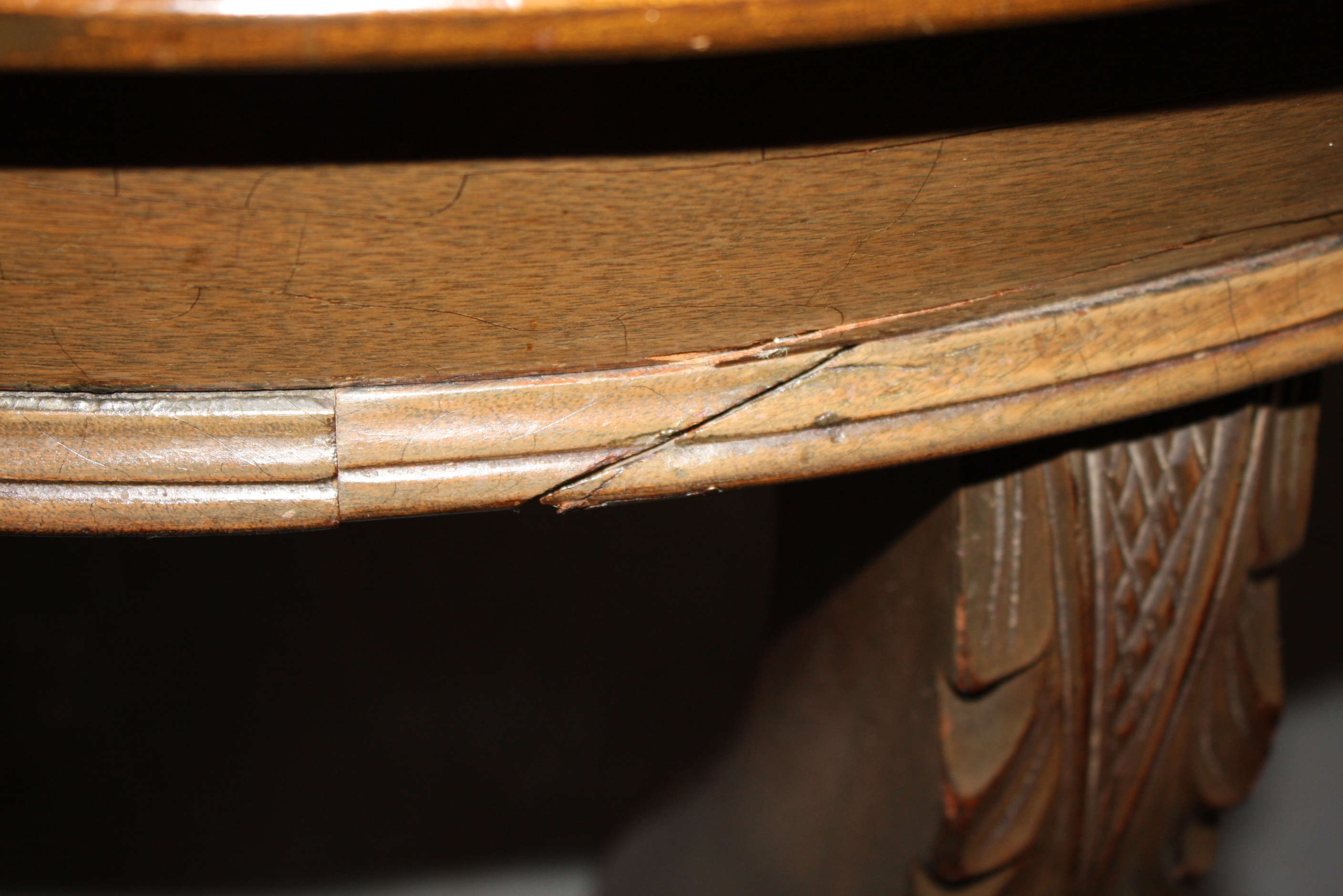 Antique Mahogany Dining Table with Leaf Inserts