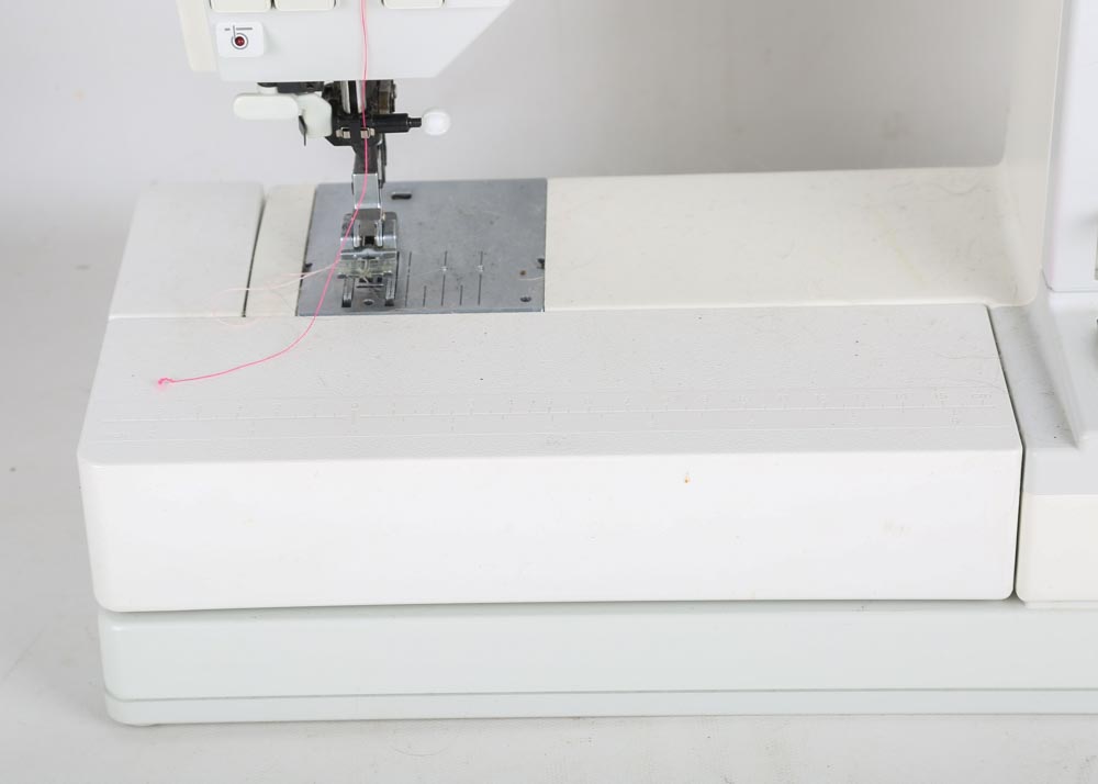 PFAFF Tiptronic 1171 Sewing Machine