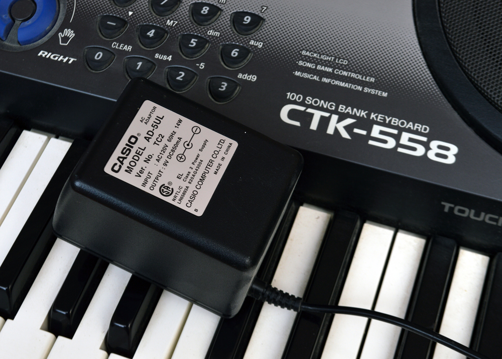 Casio Electronic Keyboard and Stand