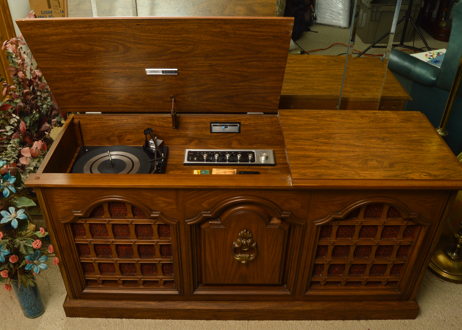 Vintage Zenith Allegro Stereo Console
