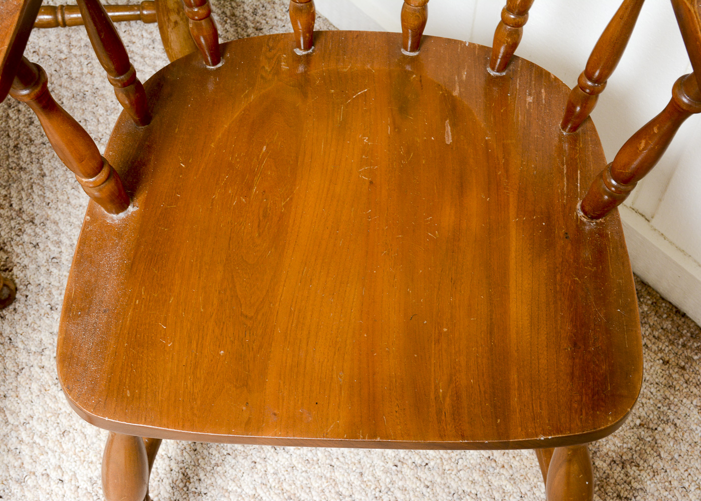 Windsor Style Lowback Captains Chairs