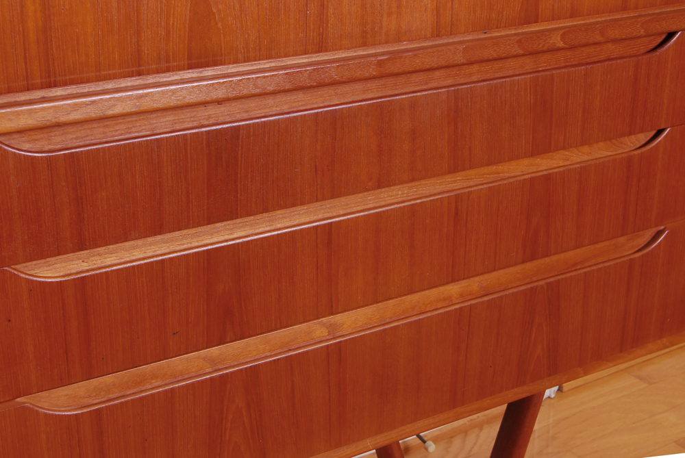 Danish Modern Teak Buffet from Asbjorn-Mobler