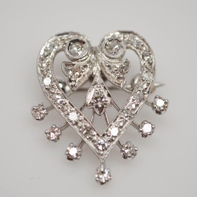 14K White Gold and Platinum Diamond Heart Brooch