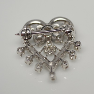 14K White Gold and Platinum Diamond Heart Brooch