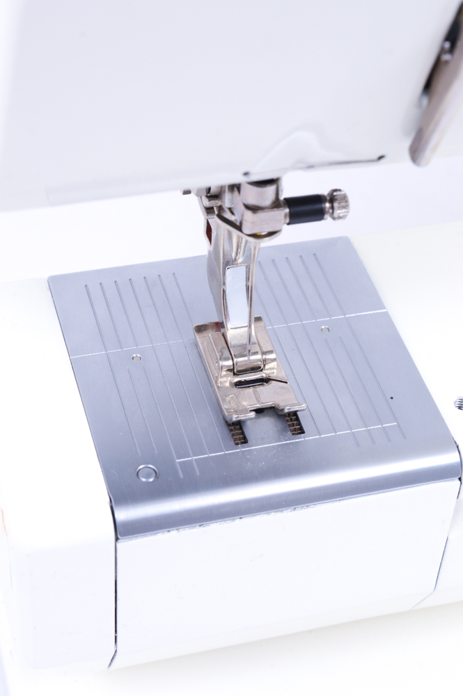 Bernina 1008 Sewing Machine