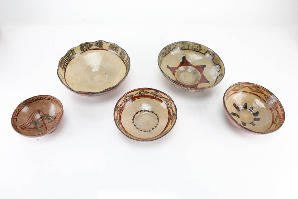 Handmade Mucawa Bowls and Figurines from Upper Ecuadorian Amazon Basin