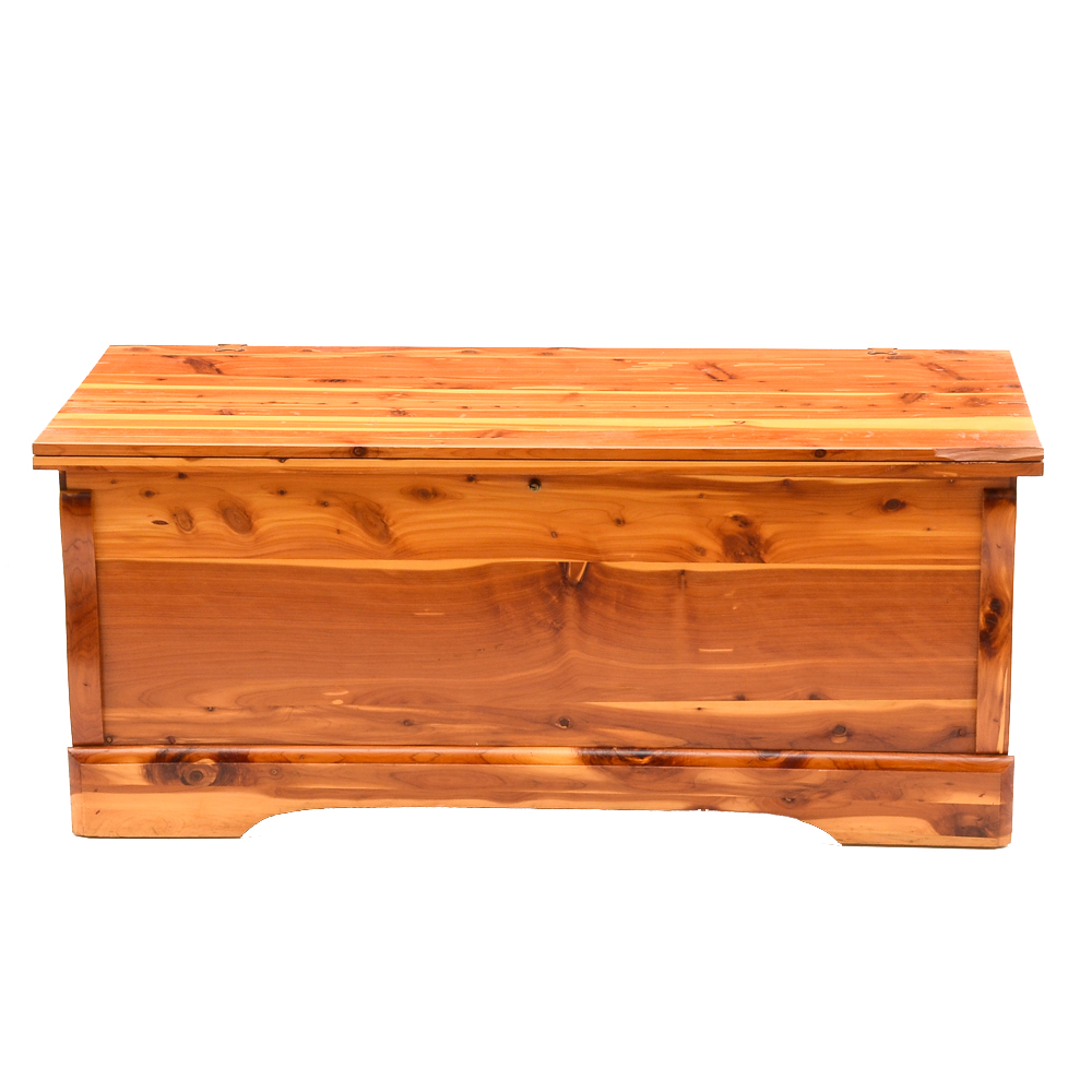 Murphy deals cedar chest