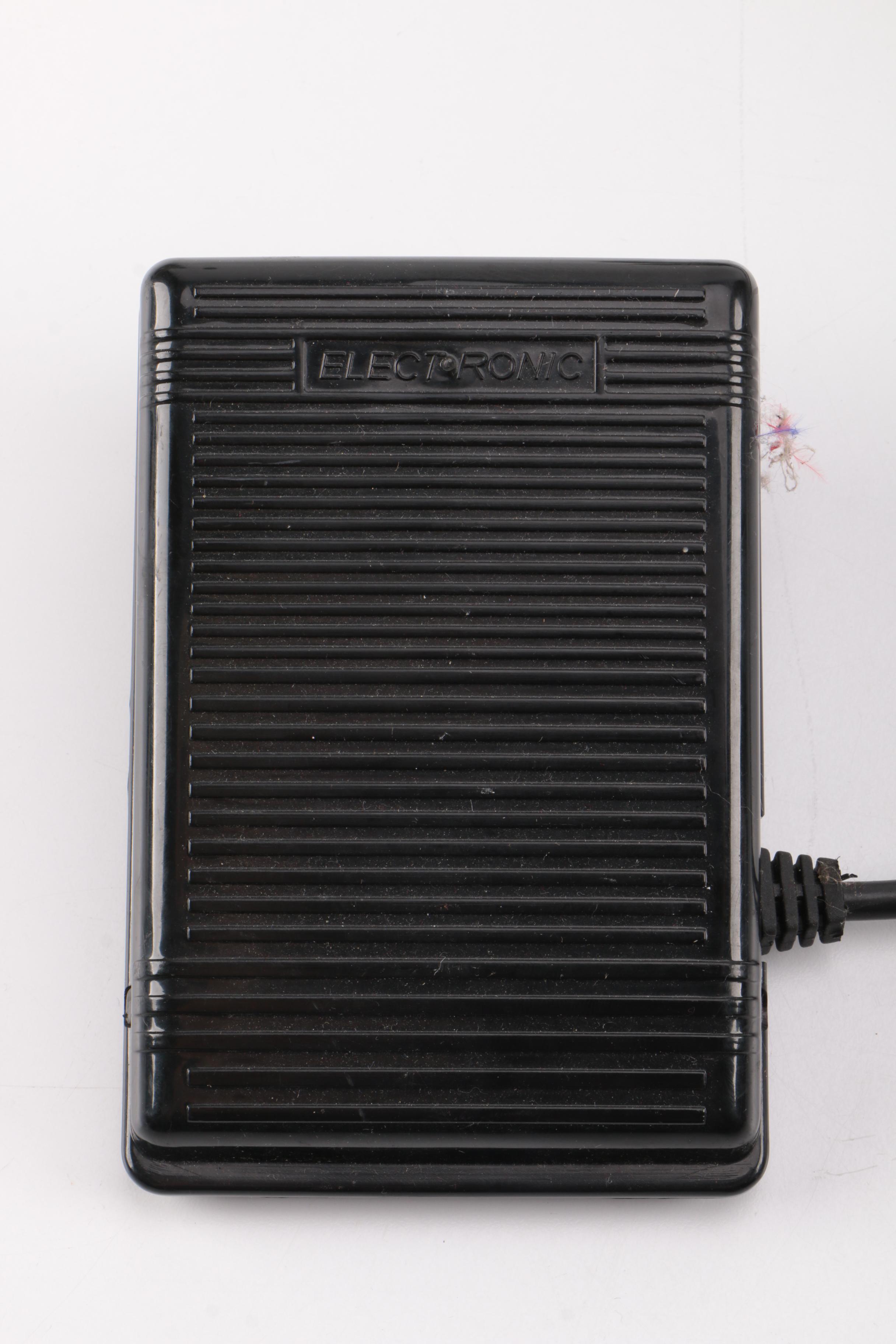 Liebersew Sewing Desk Model Blind Stitch Machine