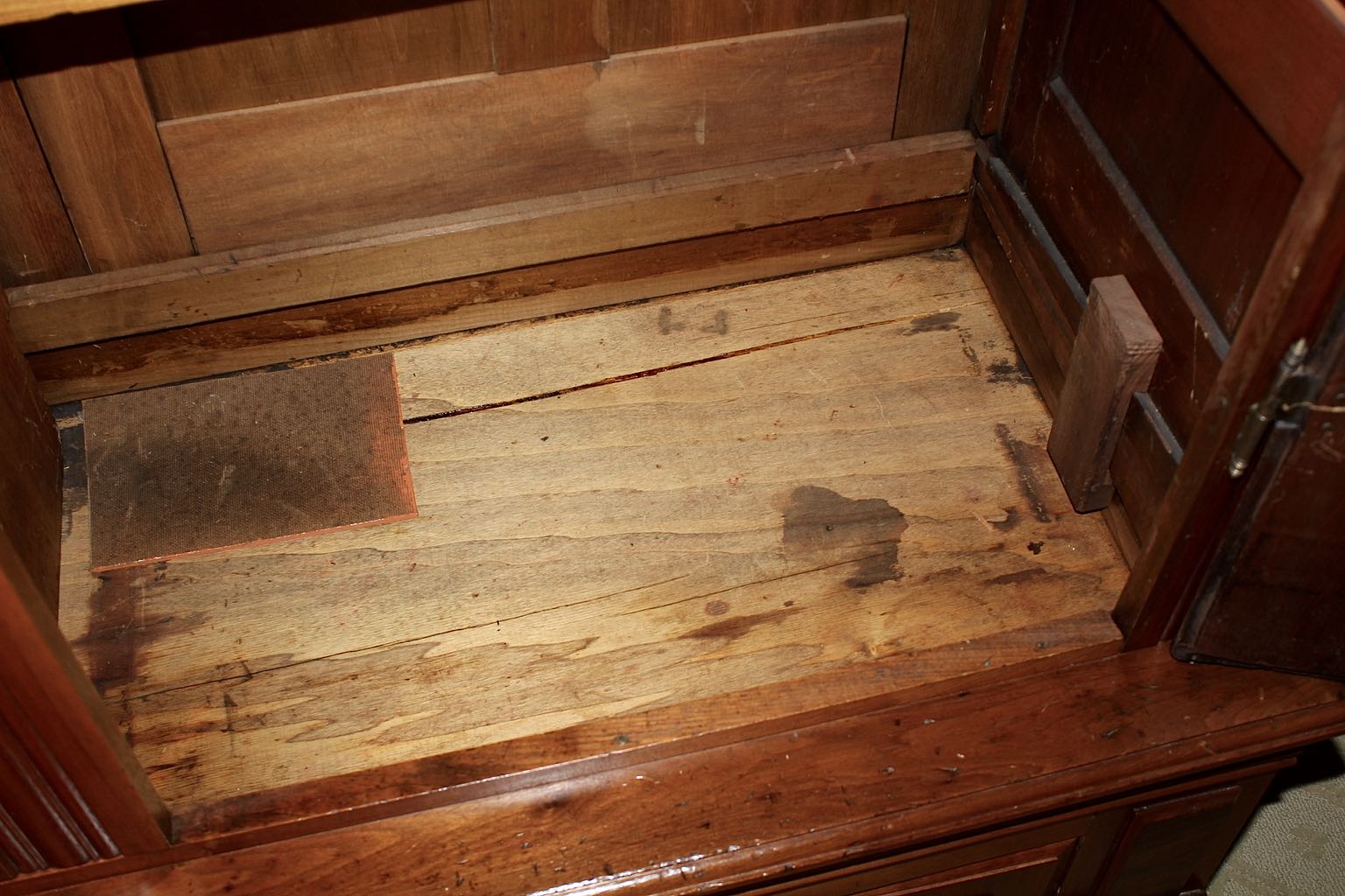 Antique Victorian Mahogany Armoire