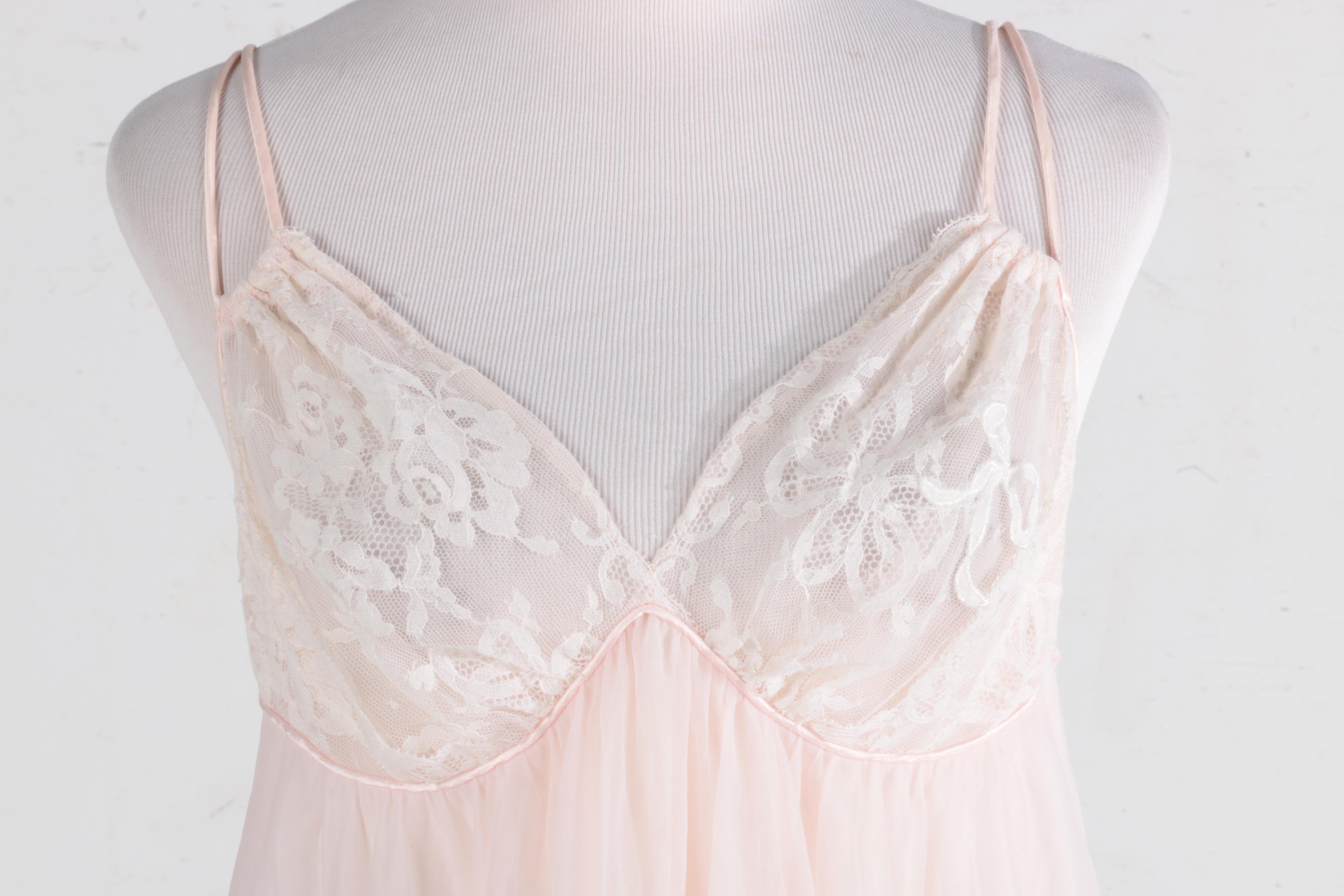 Women's Vintage Nightgowns