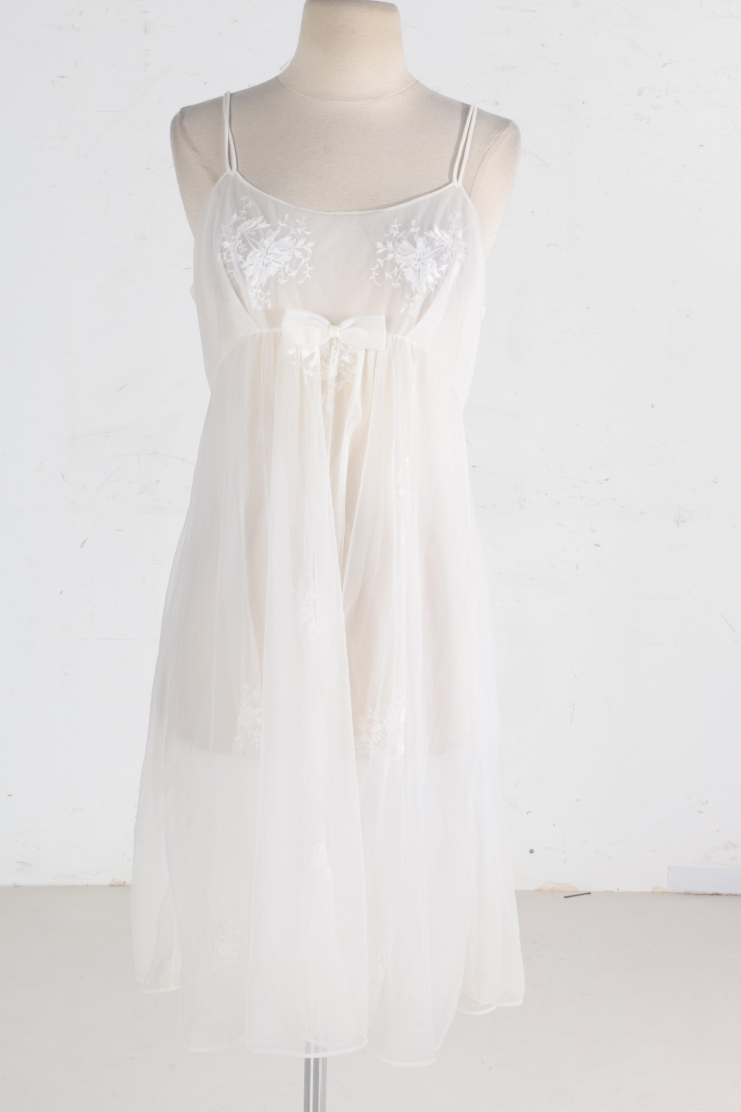 Women's Vintage Nightgowns