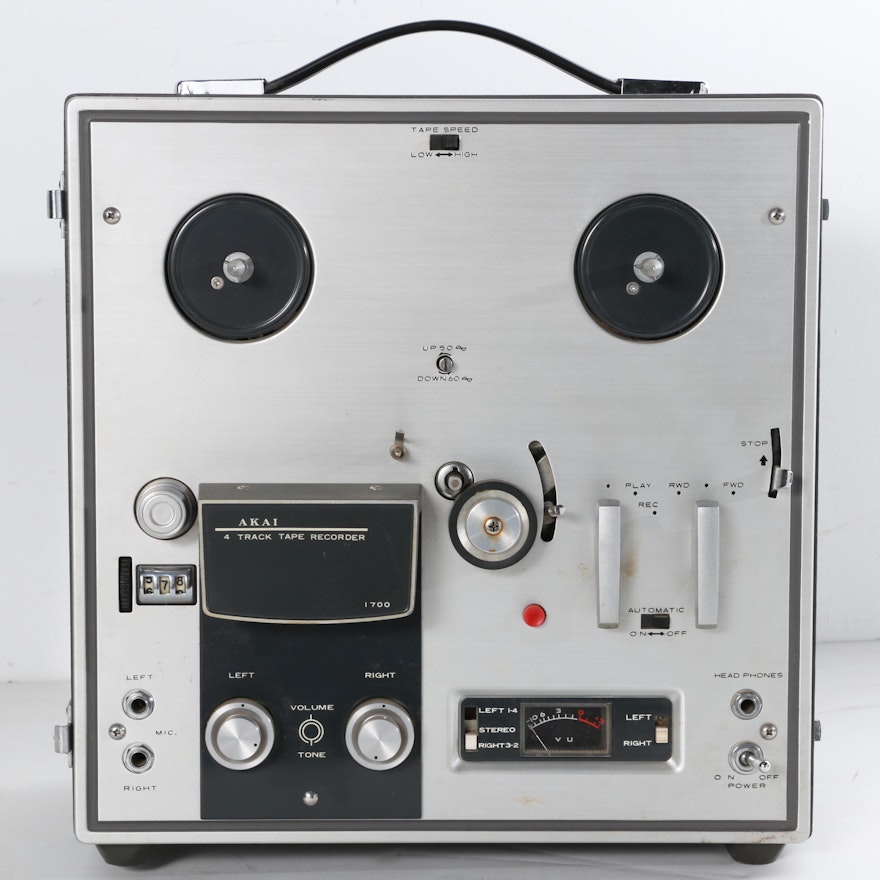 Akai 1700 4-Track Reel-to-Reel Tape Recorder