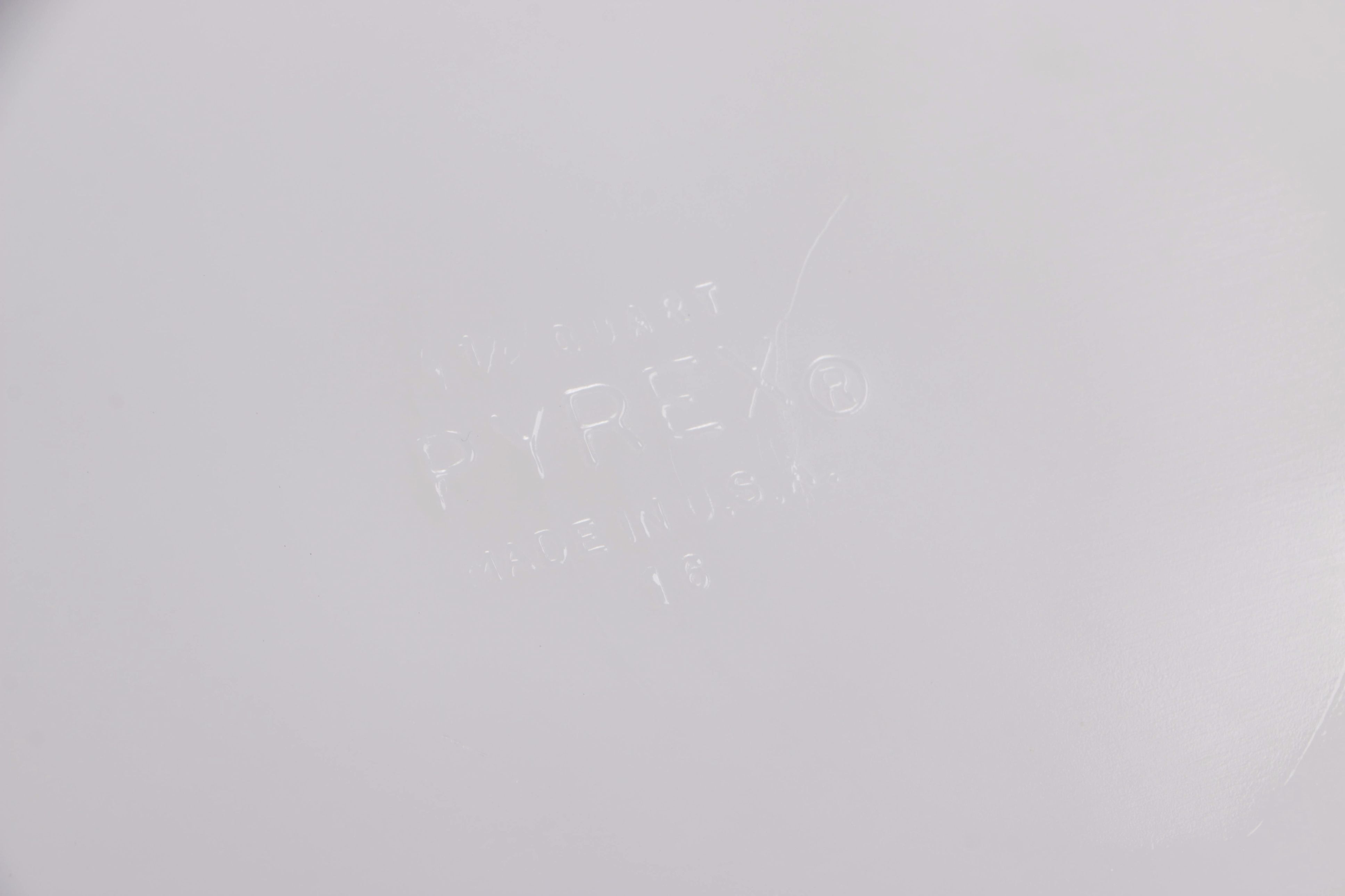 Vintage Pyrex "Snowflake" Casserole Dish