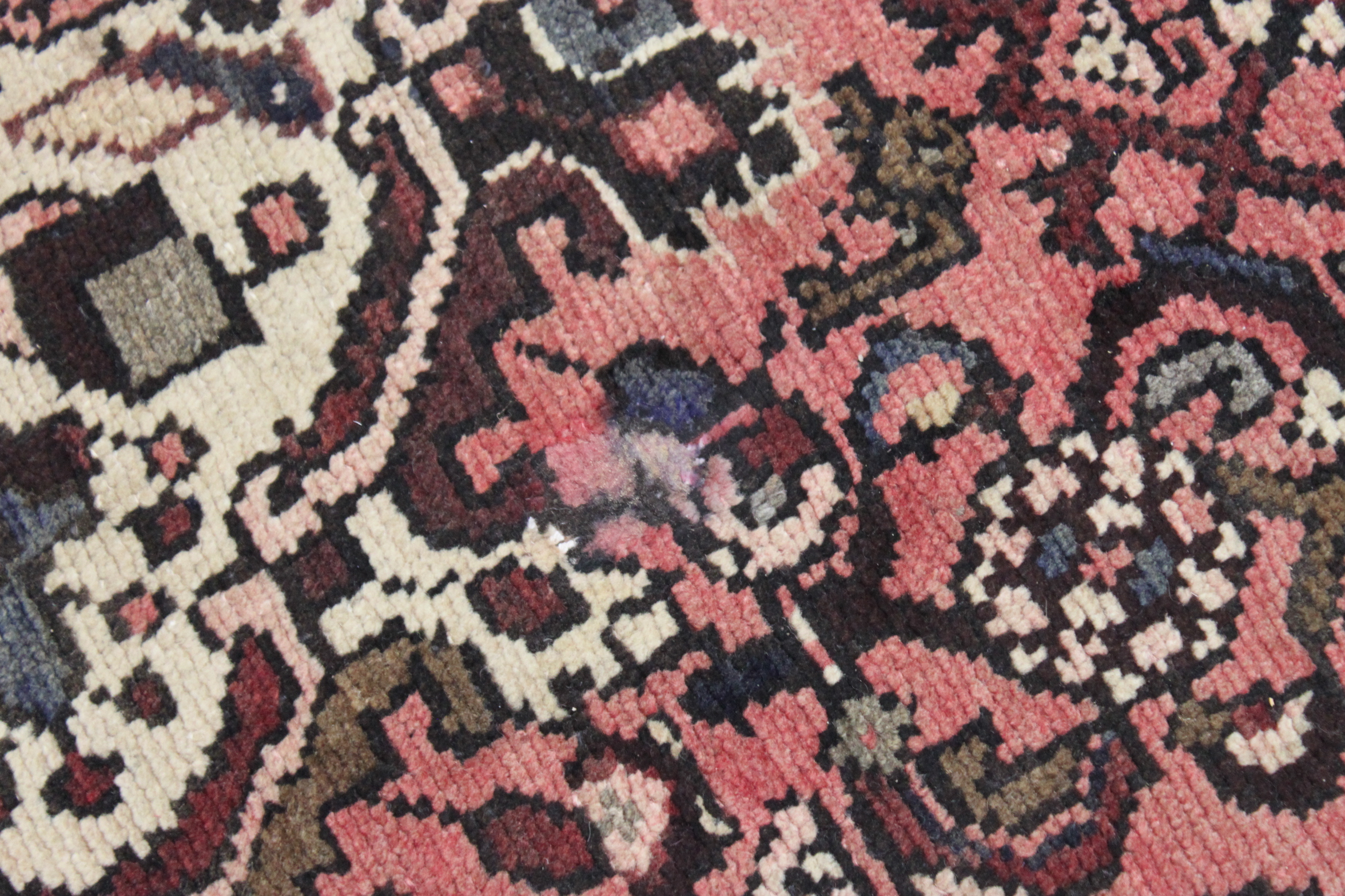 Hand-Knotted Persian Lilihan Area Rug