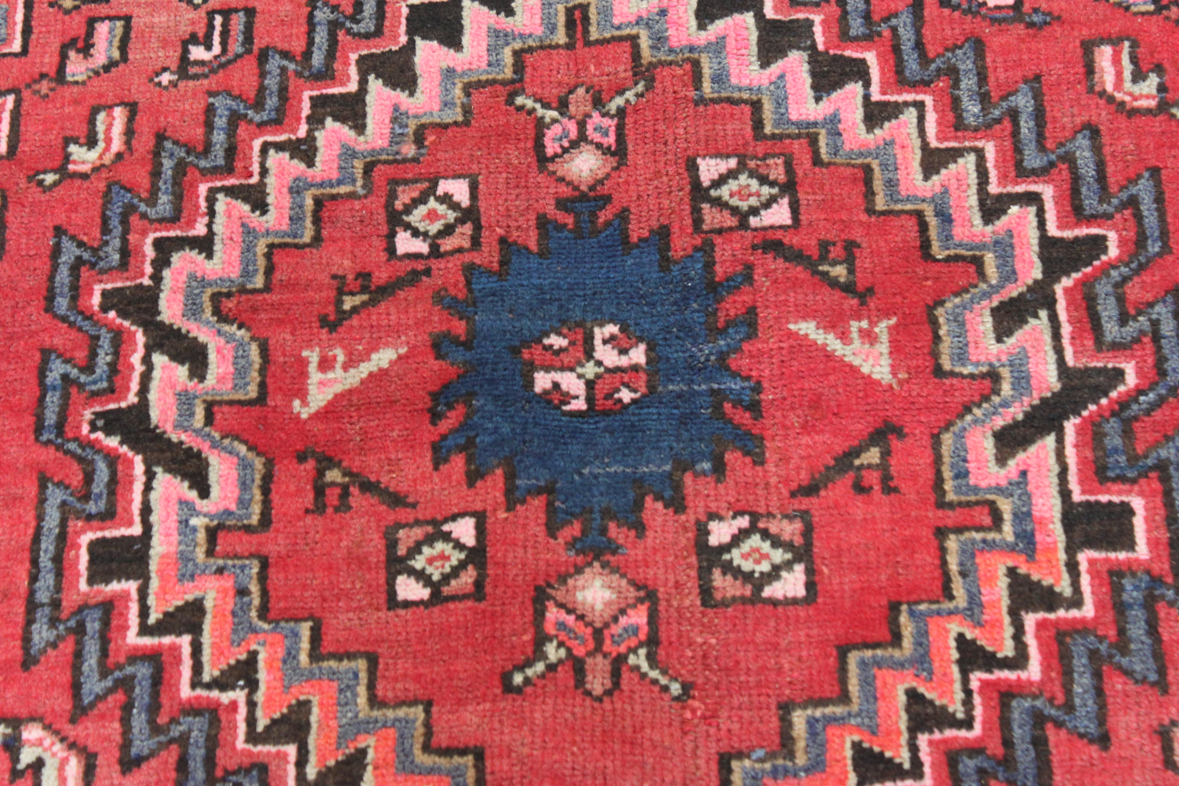 Hand-Knotted Persian Qashqai Area Rug
