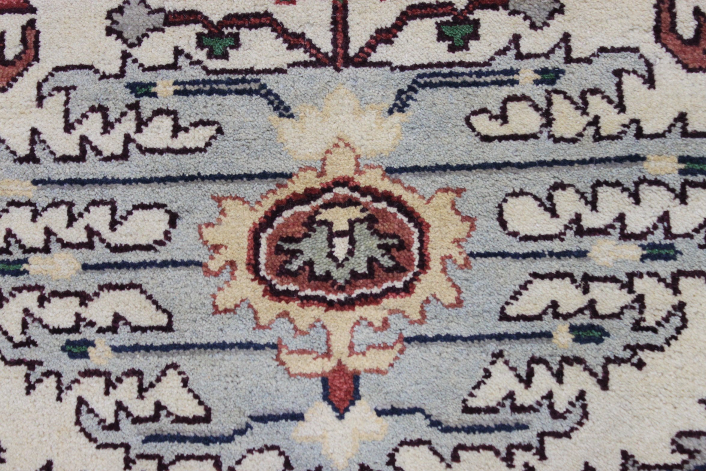 Hand-Knotted Indo-Persian Bakhshayesh Heriz Area Rug